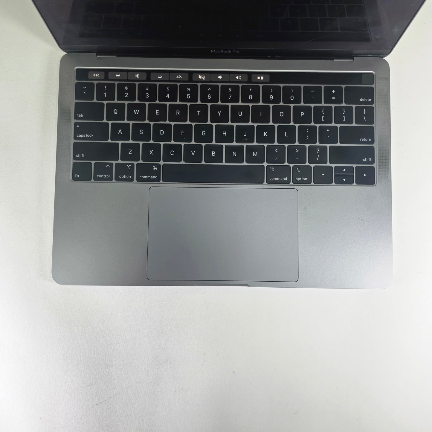 Broken 2019 Apple MacBook Pro 13" i5 1.4GHz 8GB RAM 128GB SSD A2159