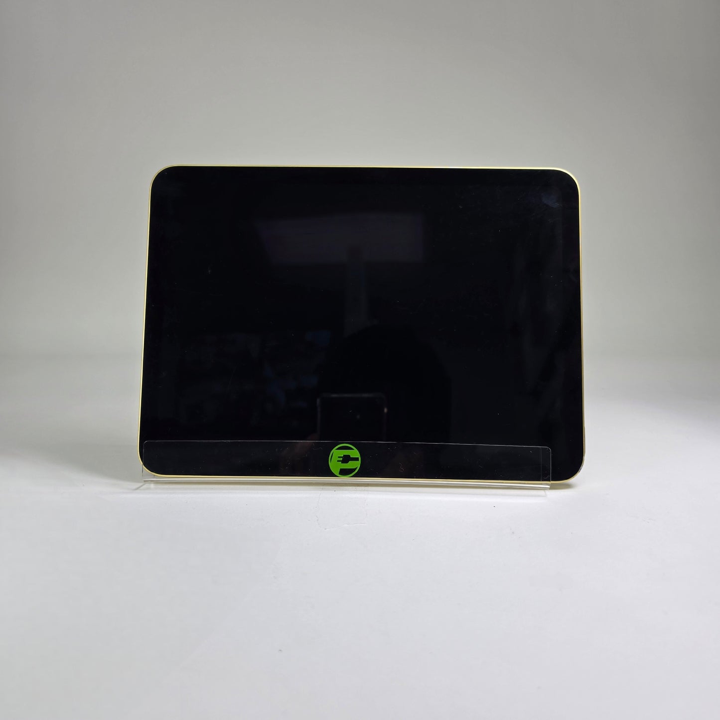 Apple iPad 10th Gen 64GB Yellow A2696