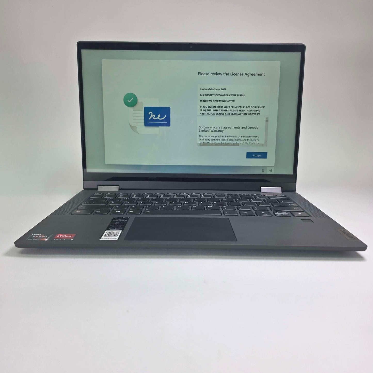 Lenovo IdeaPad Flex 5 82HU 14" AMD Ryzen 7 5700 4.3GHz 16GB RAM 512GB SSD