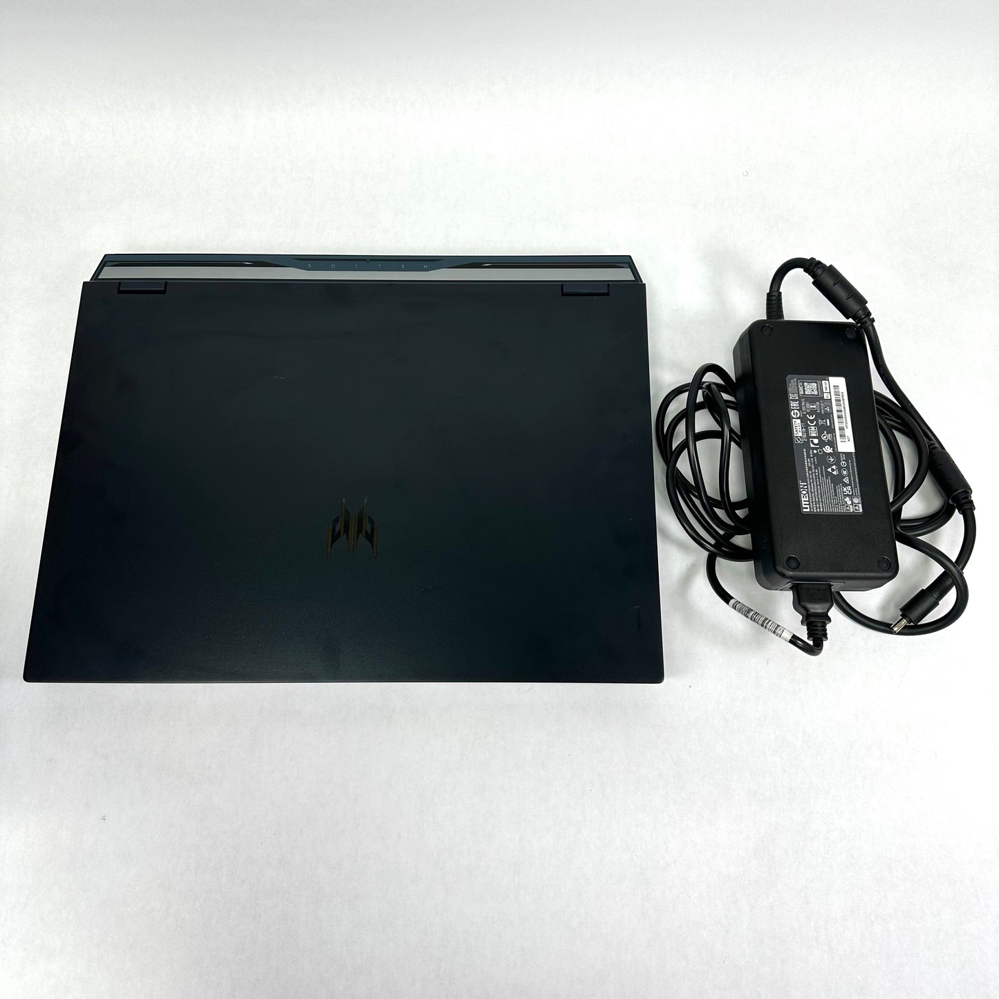 Acer Predator Helios 18 i9 32GB RAM 1TB SSD GeForce RTX 4080