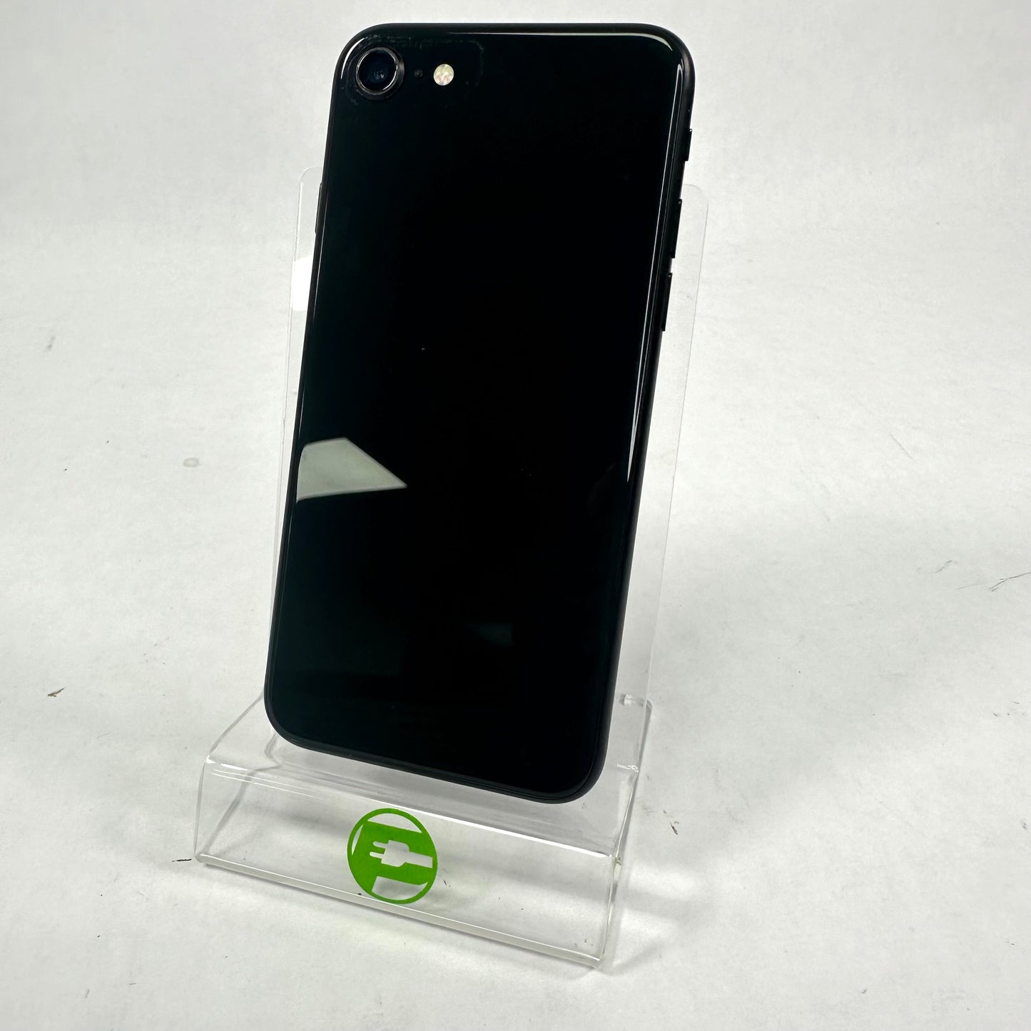 Unlocked Apple iPhone SE 64GB