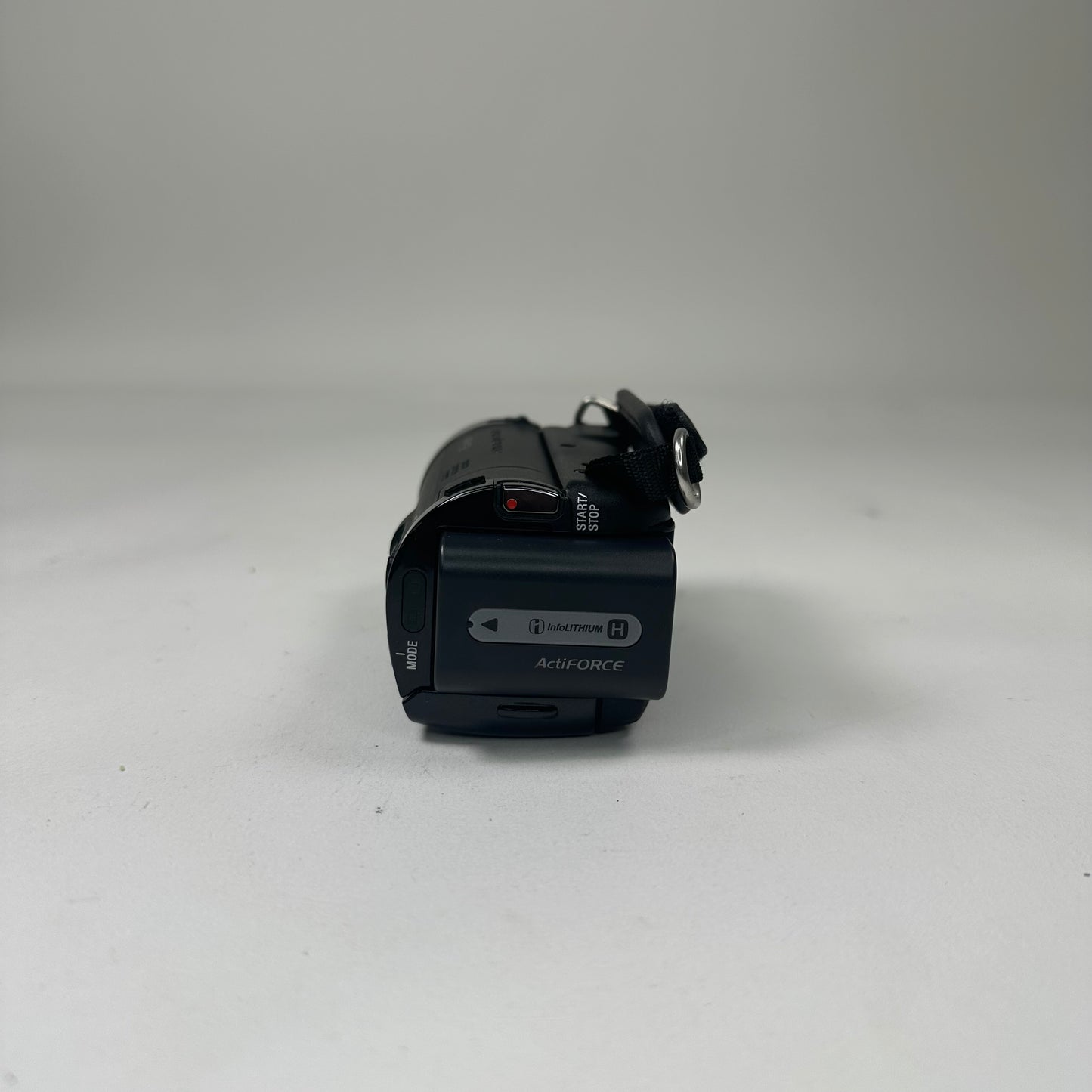Broken Sony HandyCam HDR-CX100