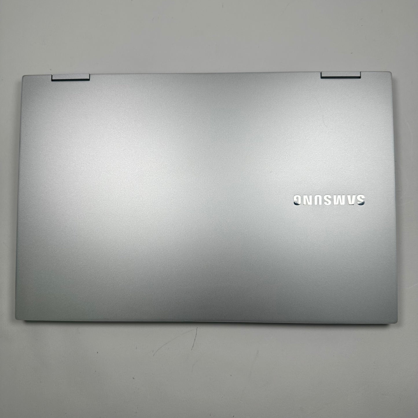 Samsung Galaxy Book Flex Alpha 730QCJ i5-10210U 8GB RAM 256GB