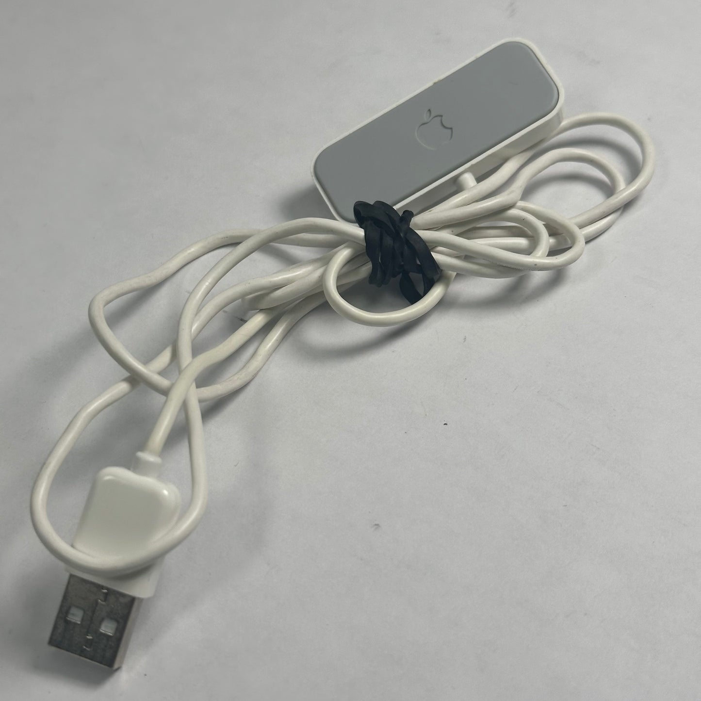 Apple iPod Shuffle 2nd Gen 1GB PINK MB812LL/A