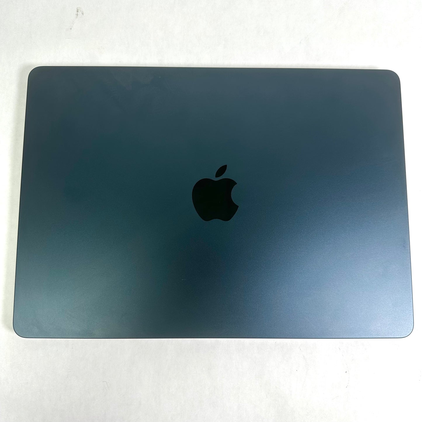 2022 Apple MacBook Air 13.6" M2 8C GPU 8GB RAM 256GB SSD