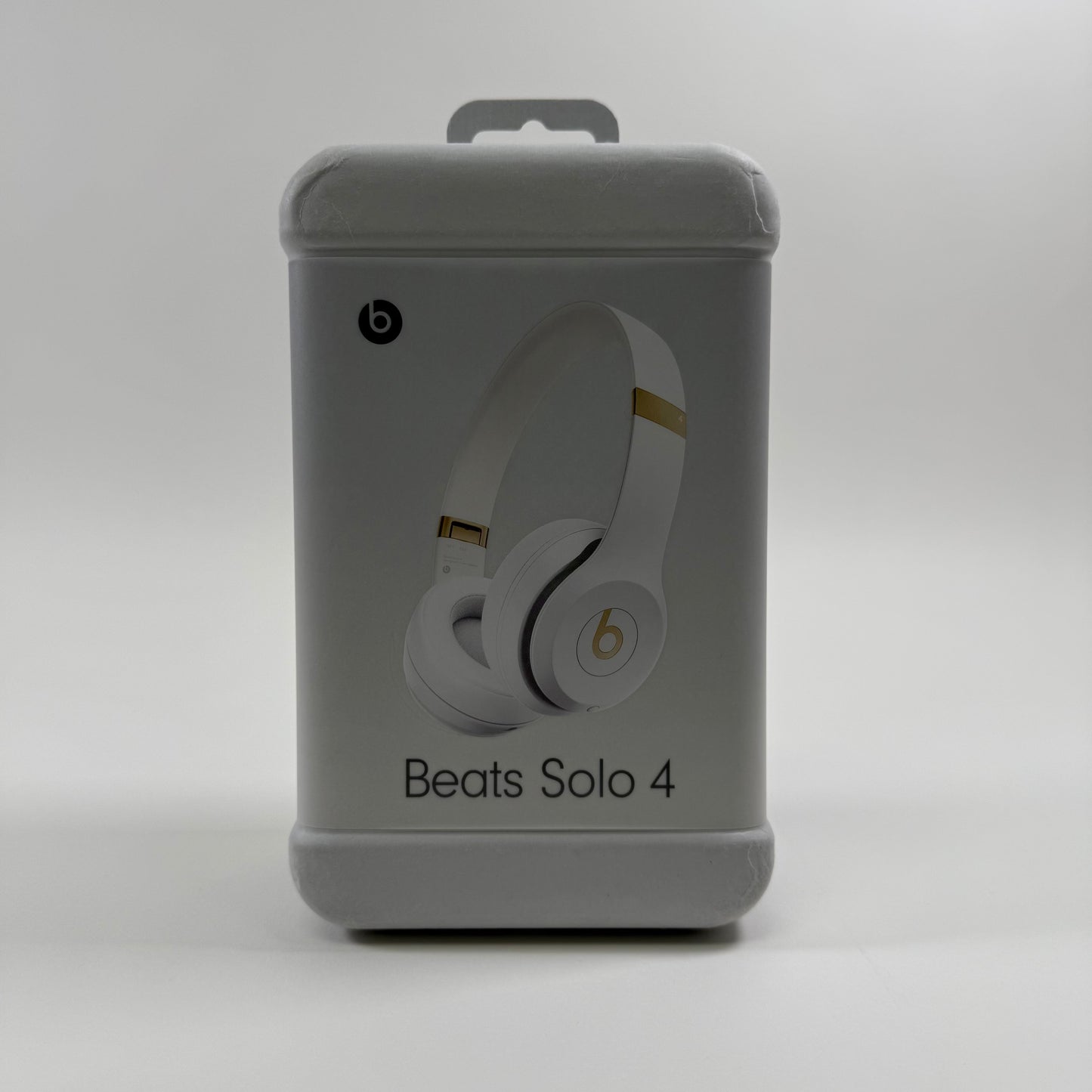 New Beats Solo4 Wireless On-Ear Bluetooth Headphones Club White A3140