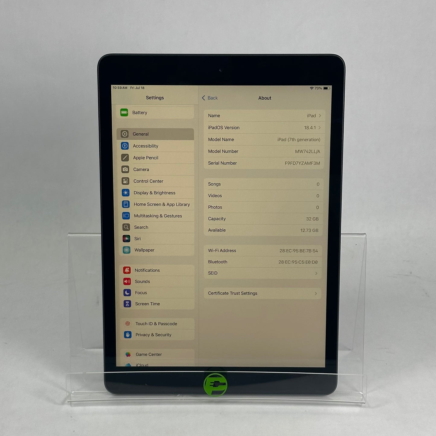 WiFi Only Apple iPad 7th Gen 32GB 18.4.1 SPACE GRAY MW742LL/A