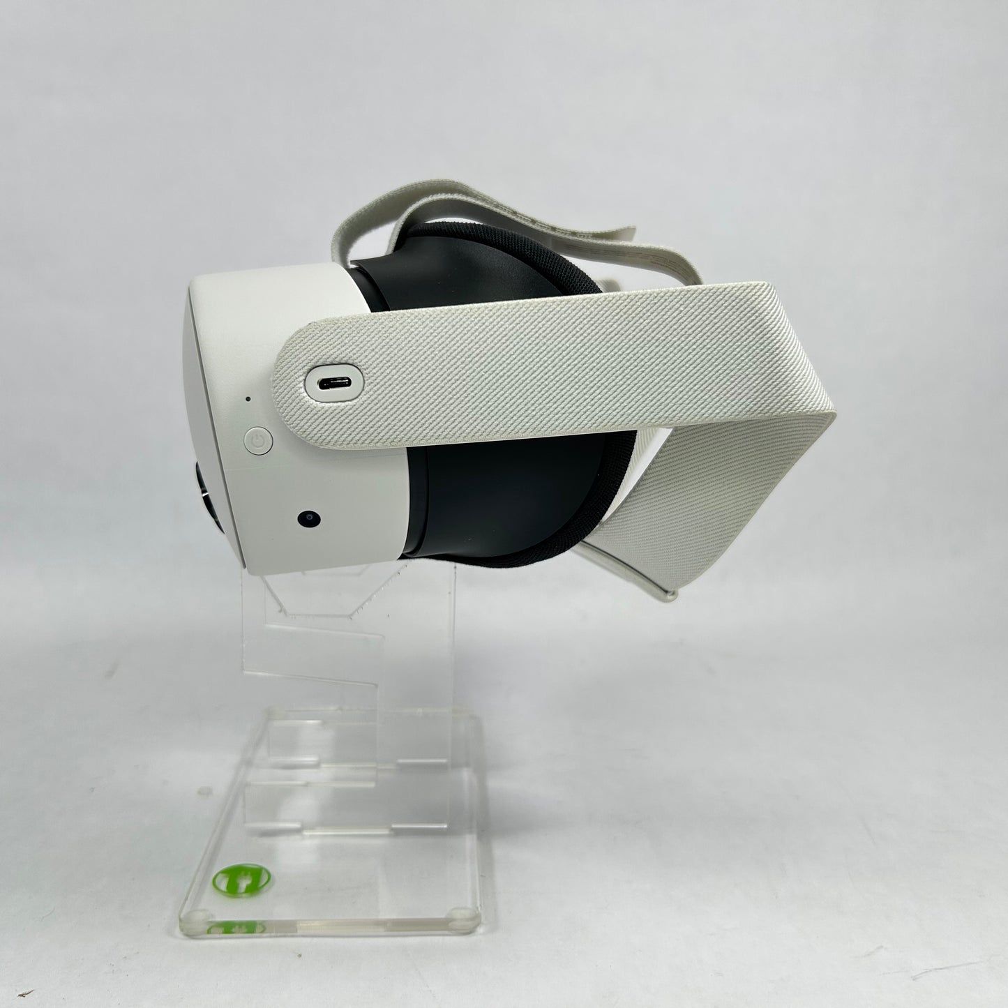 Meta Quest 3S 128GB Standalone VR Headset Touch Controller P97