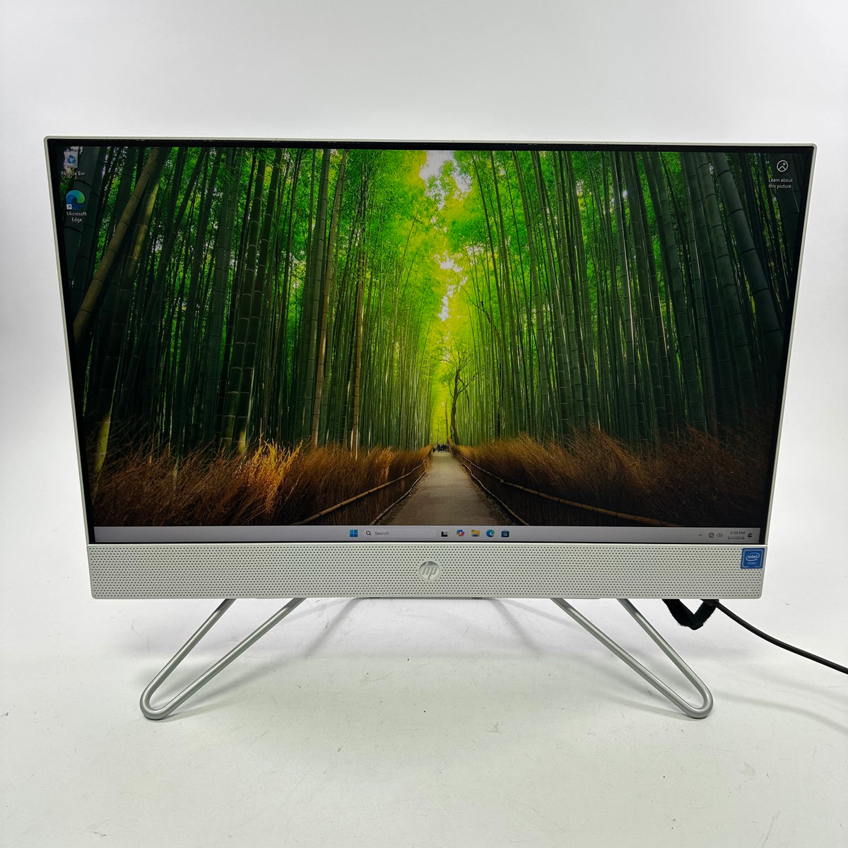 HP AIO 24-CB0011 23.8" Celeron J4025 2.00GHz 4GB RAM 256GB SSD