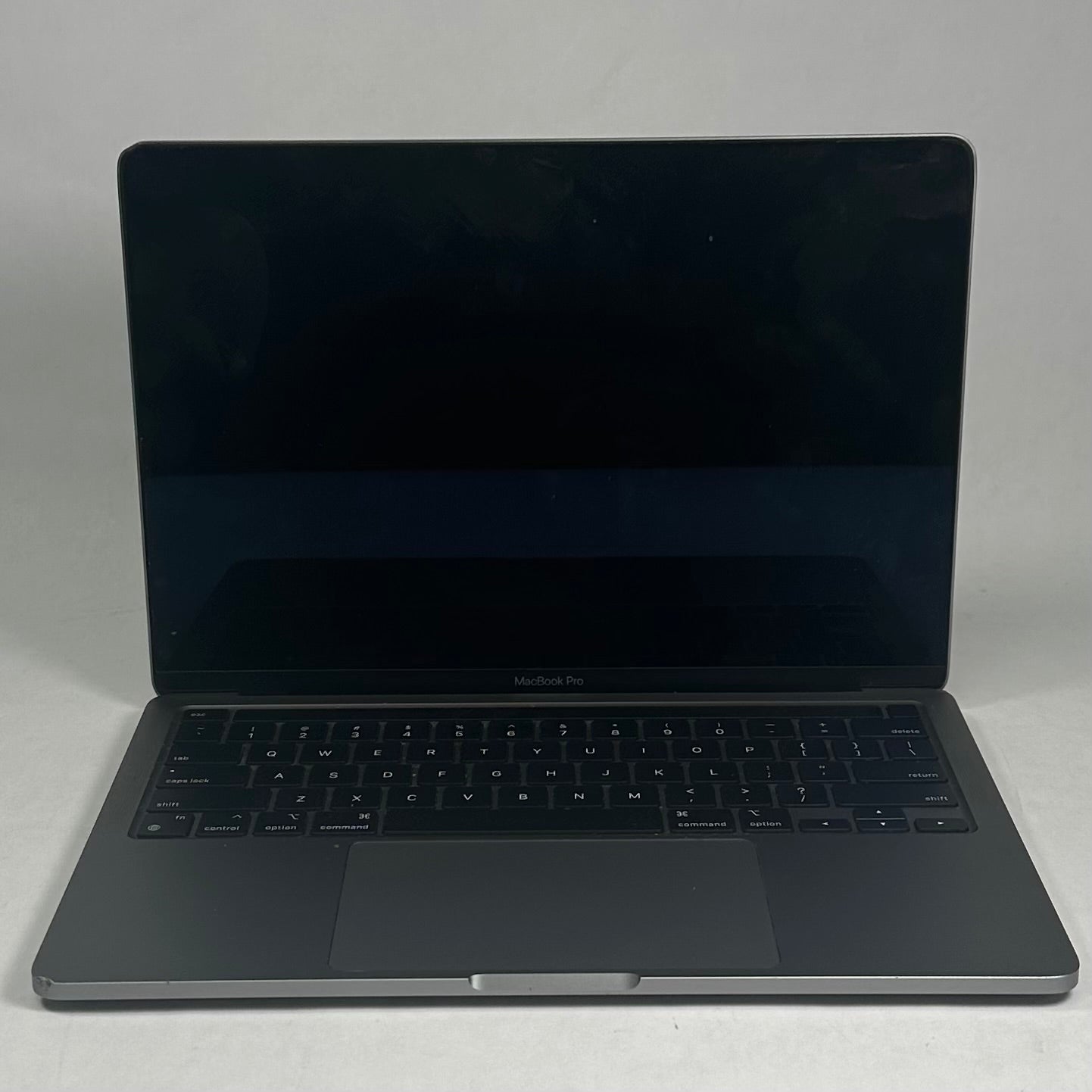 2020 Apple MacBook Pro 13.3" M1 8C GPU 3.2GHz 8GB RAM 256GB SSD MYD82LL/A