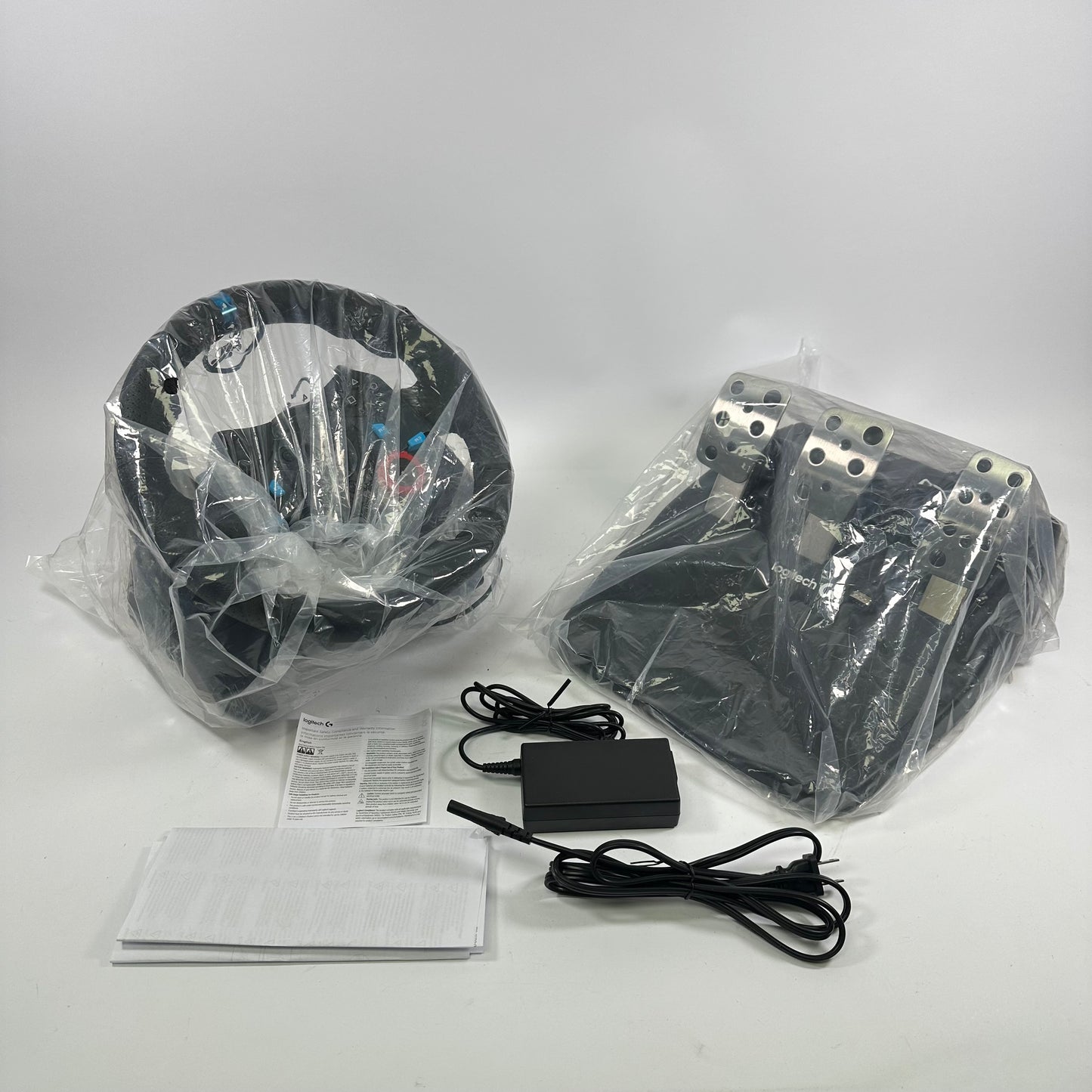 Sony PlayStation 5 PS5 G29 Driving Force Racing Wheel Black 941-000110