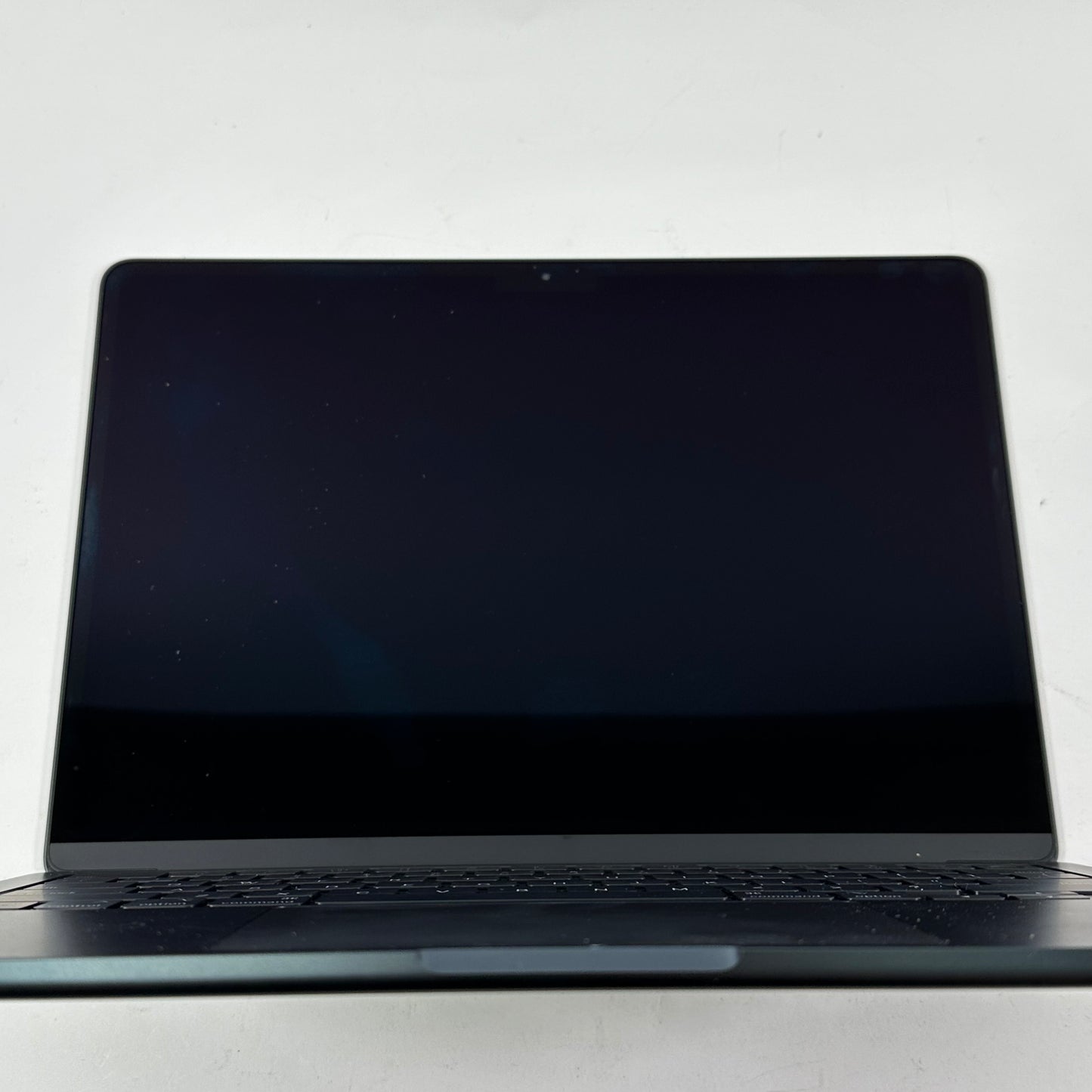 2024 Apple MacBook Air 13.6" M3 8C GPU 4.0GHz 8GB RAM 256GB SSD A3113