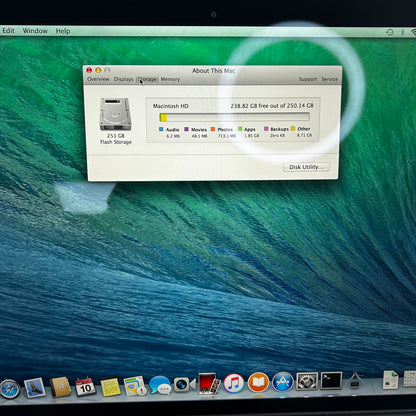 2013 Apple MacBook Pro Retina 15" i7 2.0GHz 8GB RAM 256GB SSD