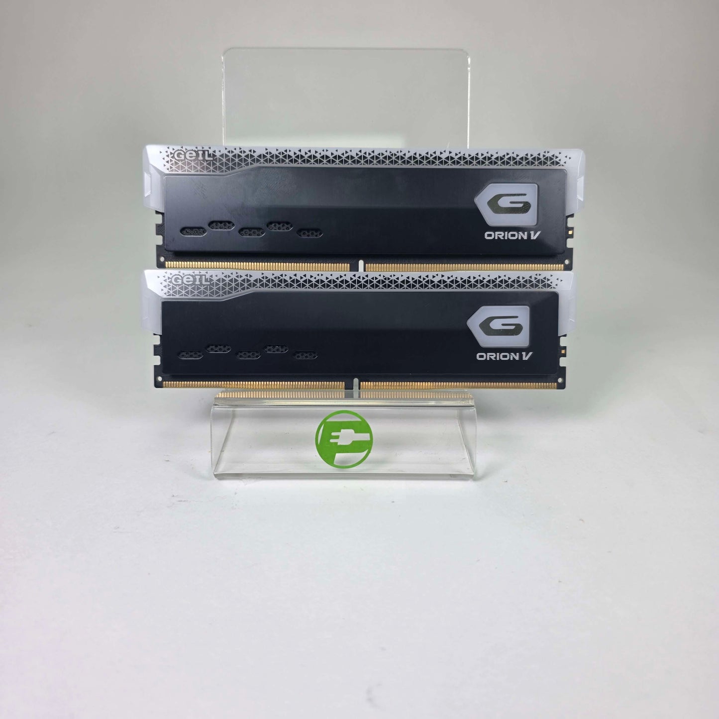 Seagate iron wolf 16tb 32GB (2x16GB) RAM DDR5 5200MHz PNW901-SNO001285