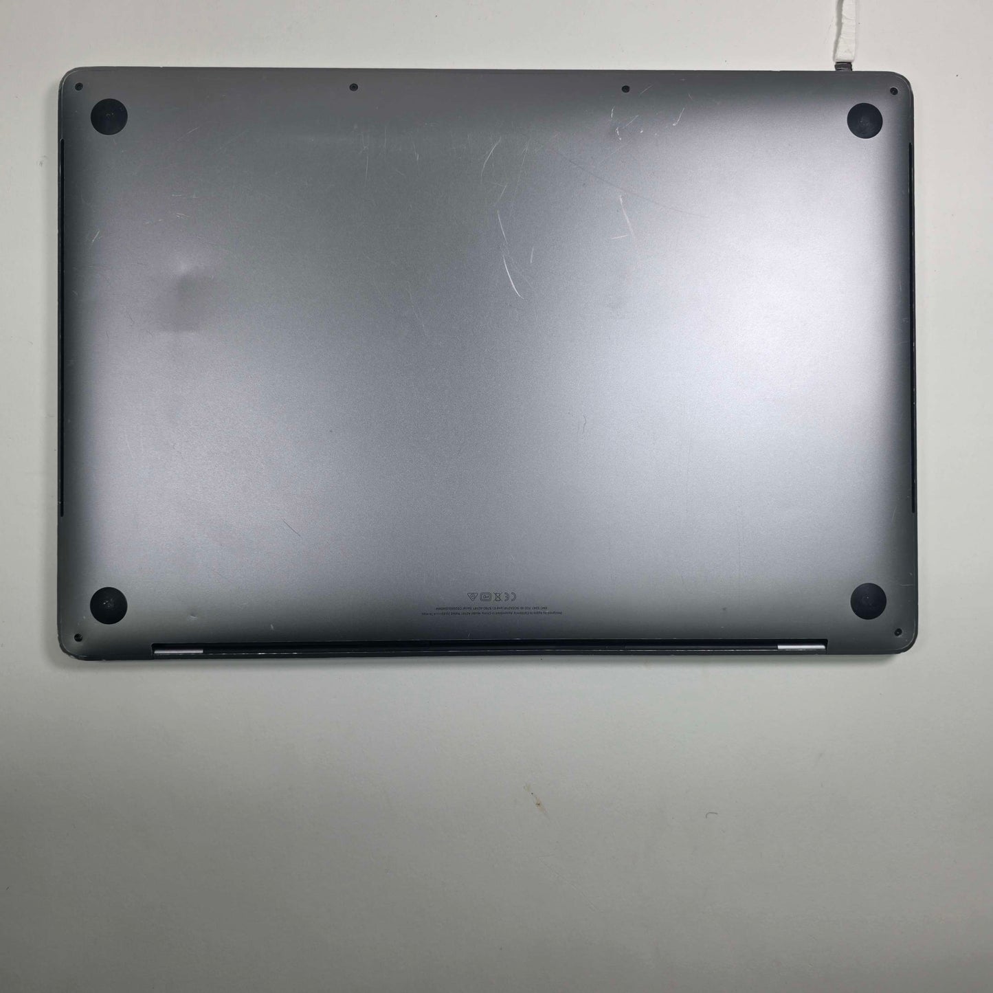 2019 Apple MacBook Pro 16" i7 2.6GHz 16GB RAM 500GB SSD Silver A2141