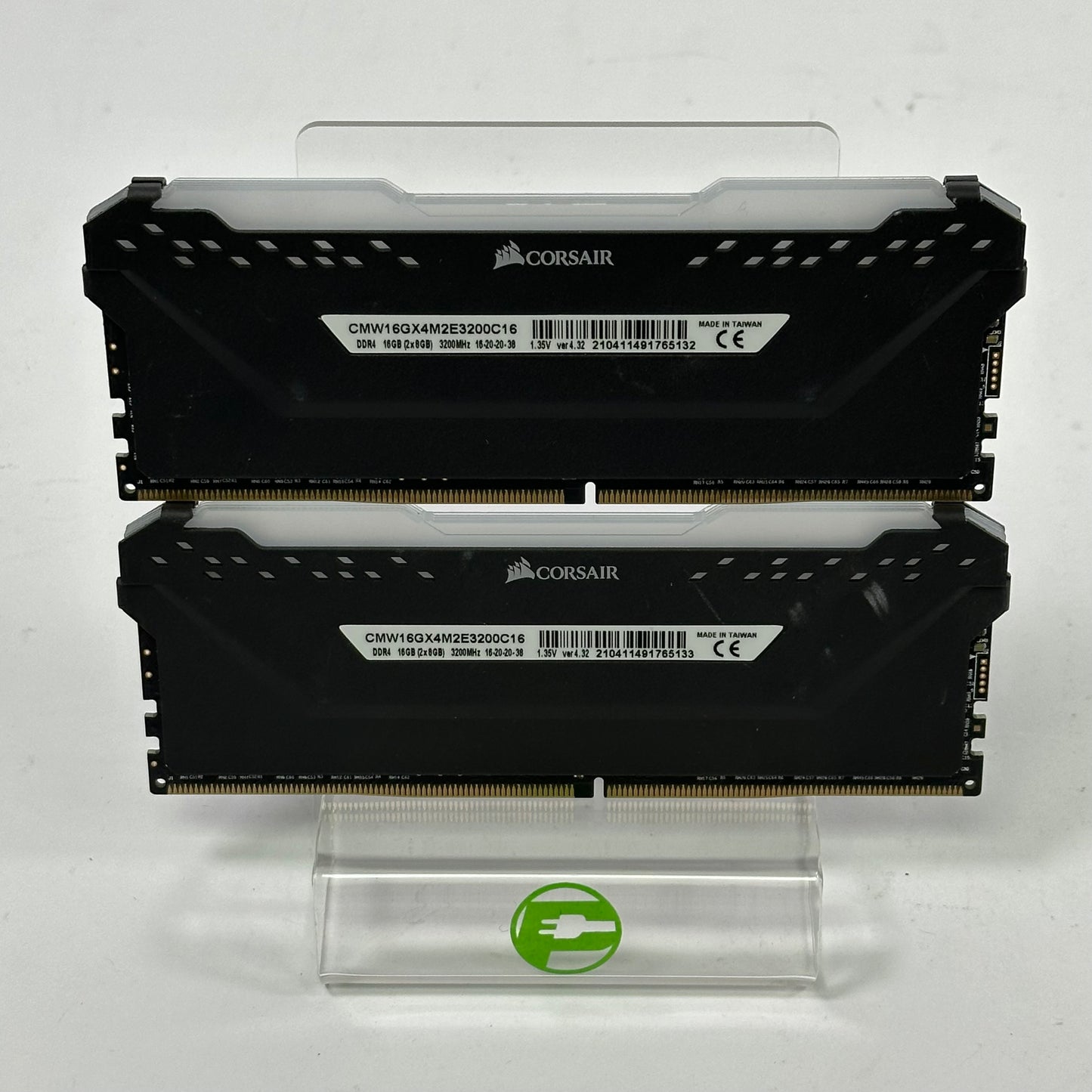 Corsair Vengeance RGB Pro 16GB (2x8GB) RAM DDR4 3200MHz CMW16GX4M2E3200C16