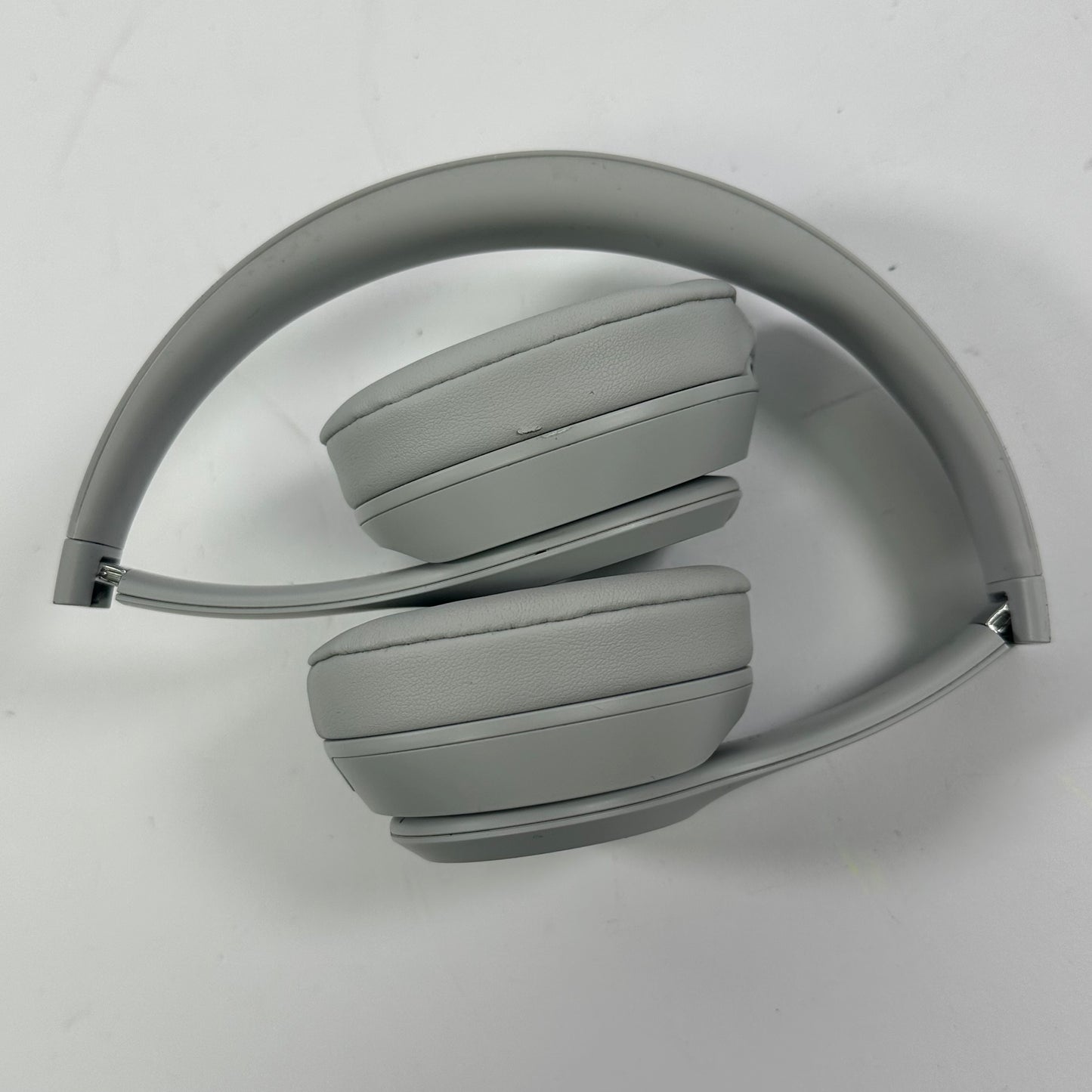 Beats Solo4  Wireless On-Ear Bluetooth Headphones Drenched Gray A3140