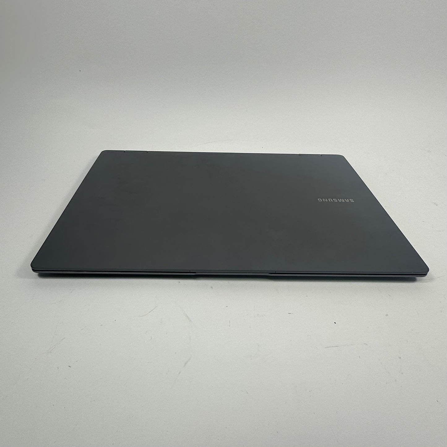 Samsung Galaxy Book5 Pro NP960QHA 16" Core Ultra 7 256V 2.2GHz 16GB RAM 1TB SSD