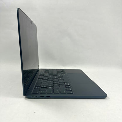2024 Apple MacBook Air 13.6" 256GB SSD
