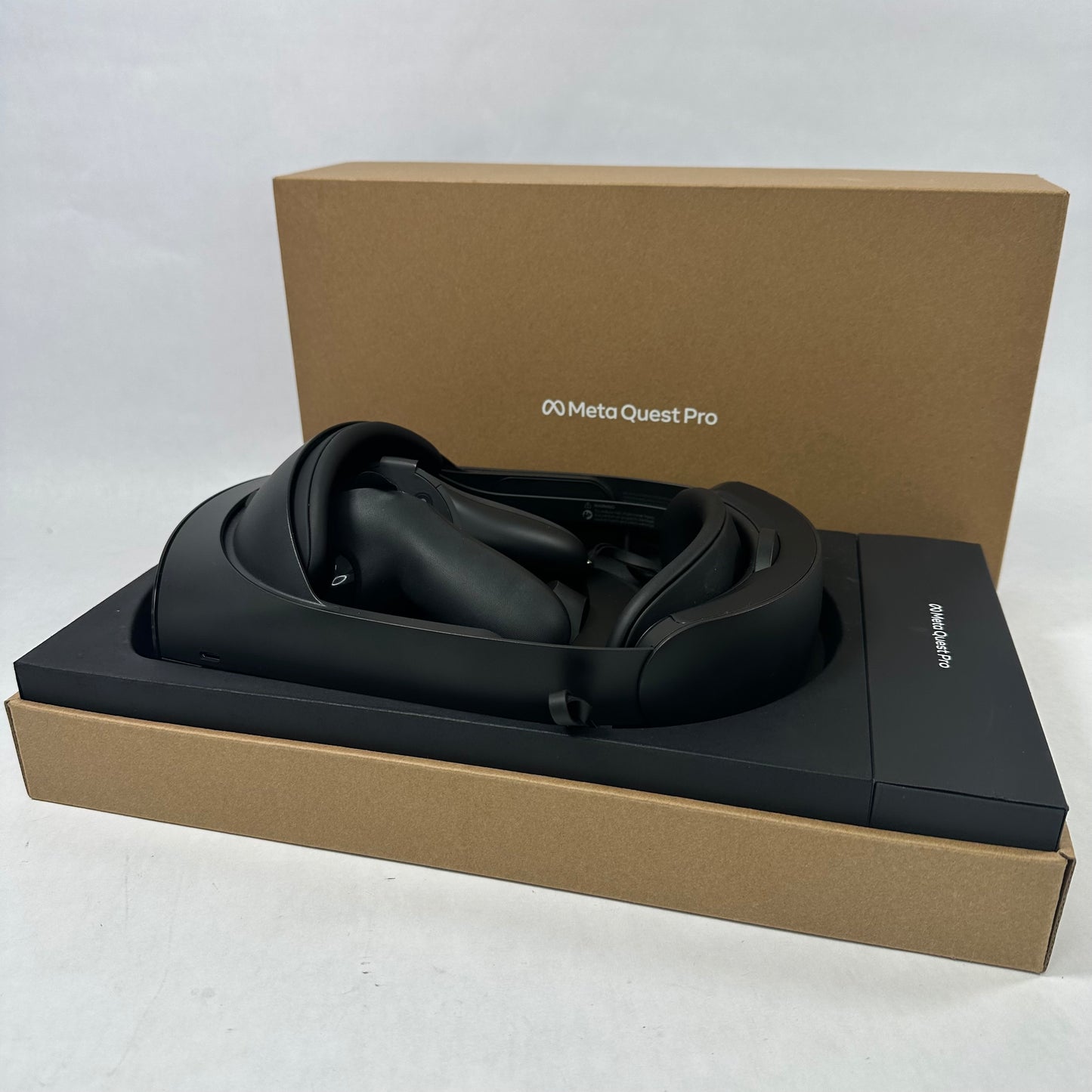 Meta Quest Pro 256GB Virtual Reality Headset