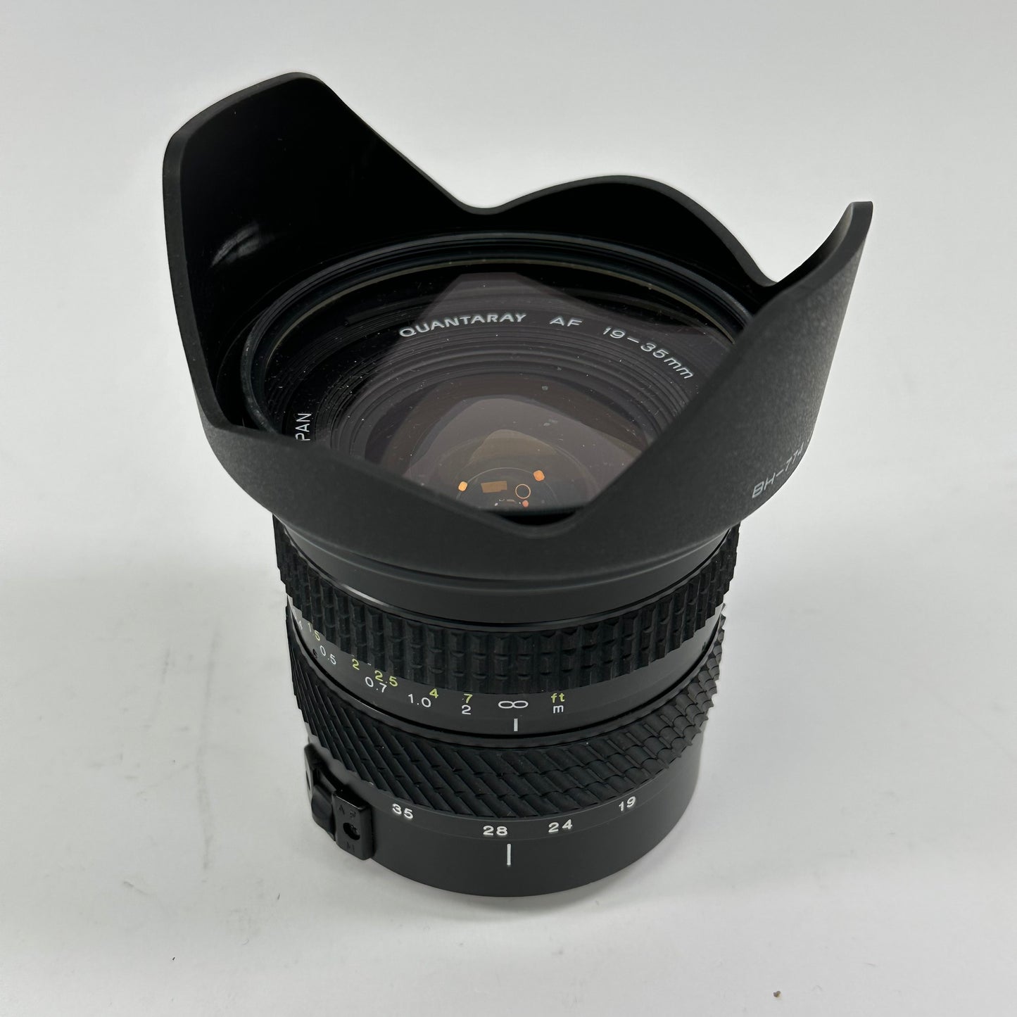 Quantaray AF 19-35mm f/3.5-4.5 EF For Canon EF Mount Auto Lens