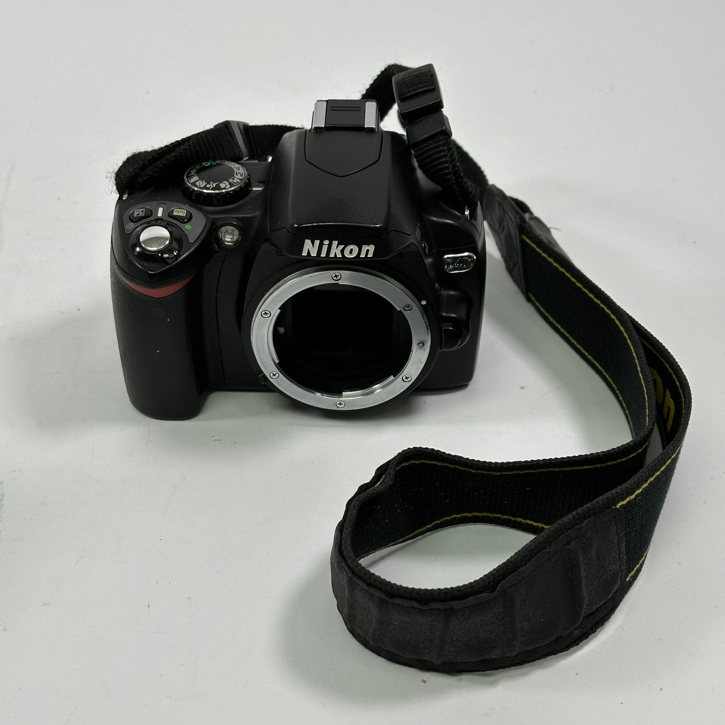 Nikon D40X 10.2MP Digital SLR DSLR Camera