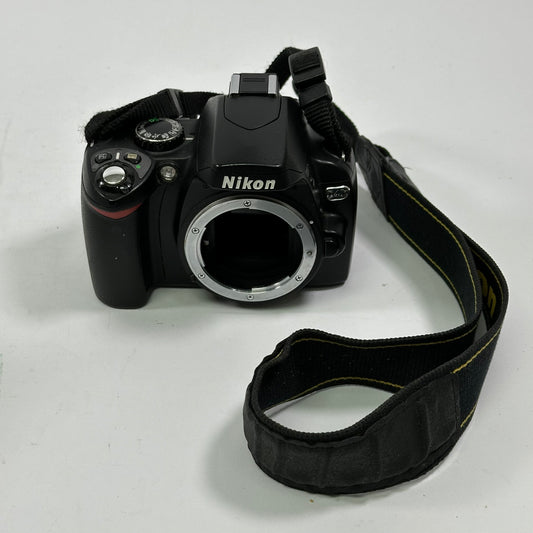 Nikon D40X 10.2MP Digital SLR DSLR Camera