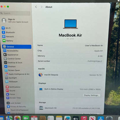 2020 Apple MacBook Air 13.3" M1 7C GPU 3.2GHz 8GB RAM 256GB SSD A2337