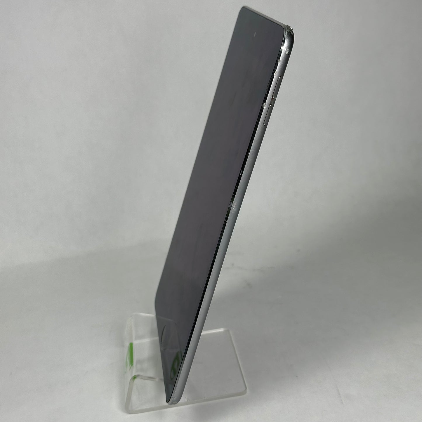 Broken WiFi Only Apple iPad Mini 4th Gen 128GB 15.8.3 MK9N2LL/A