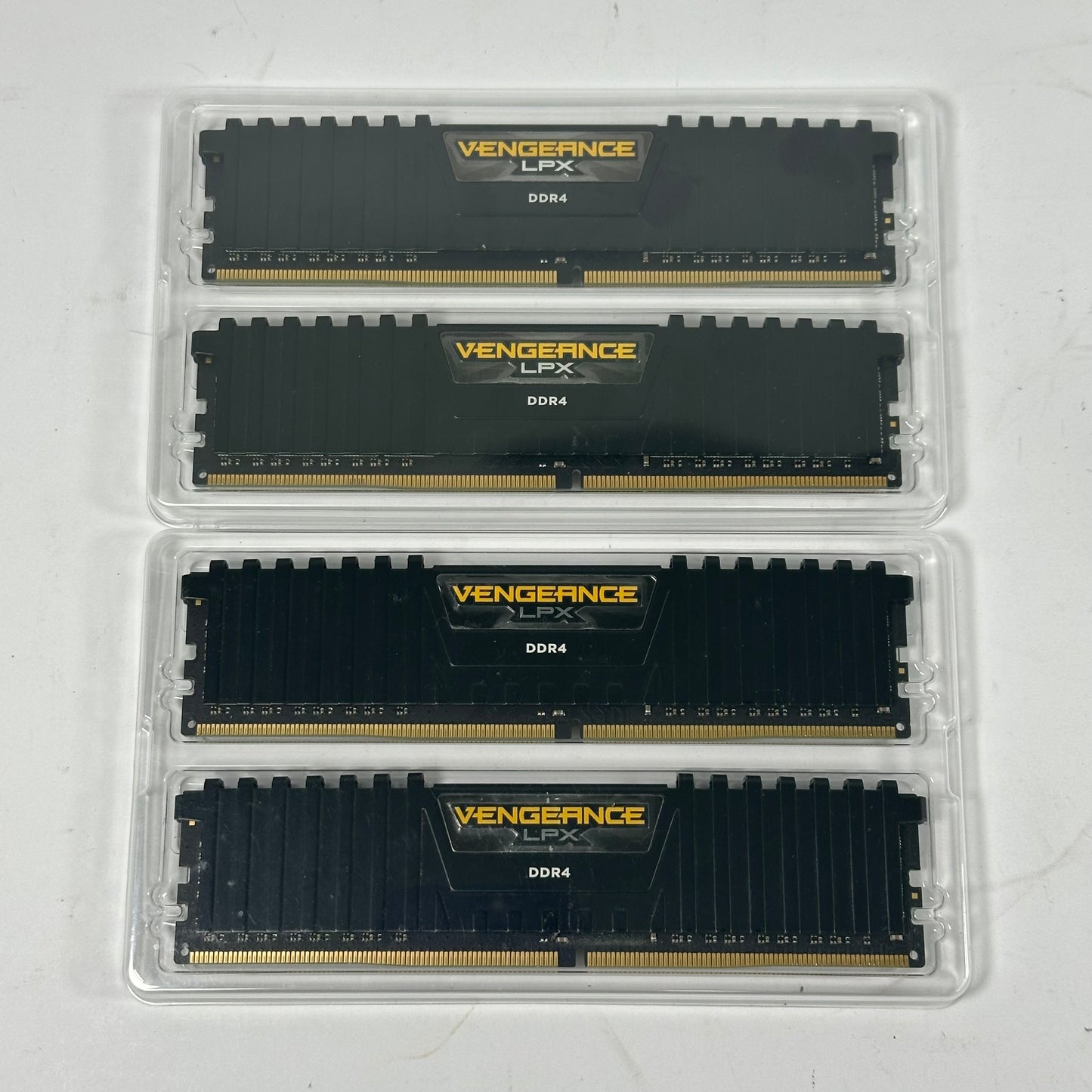 Corsair Vengeance LPX 32GB (4x8GB) RAM DDR4 3000MHz CMK32GX4M4C3000C15
