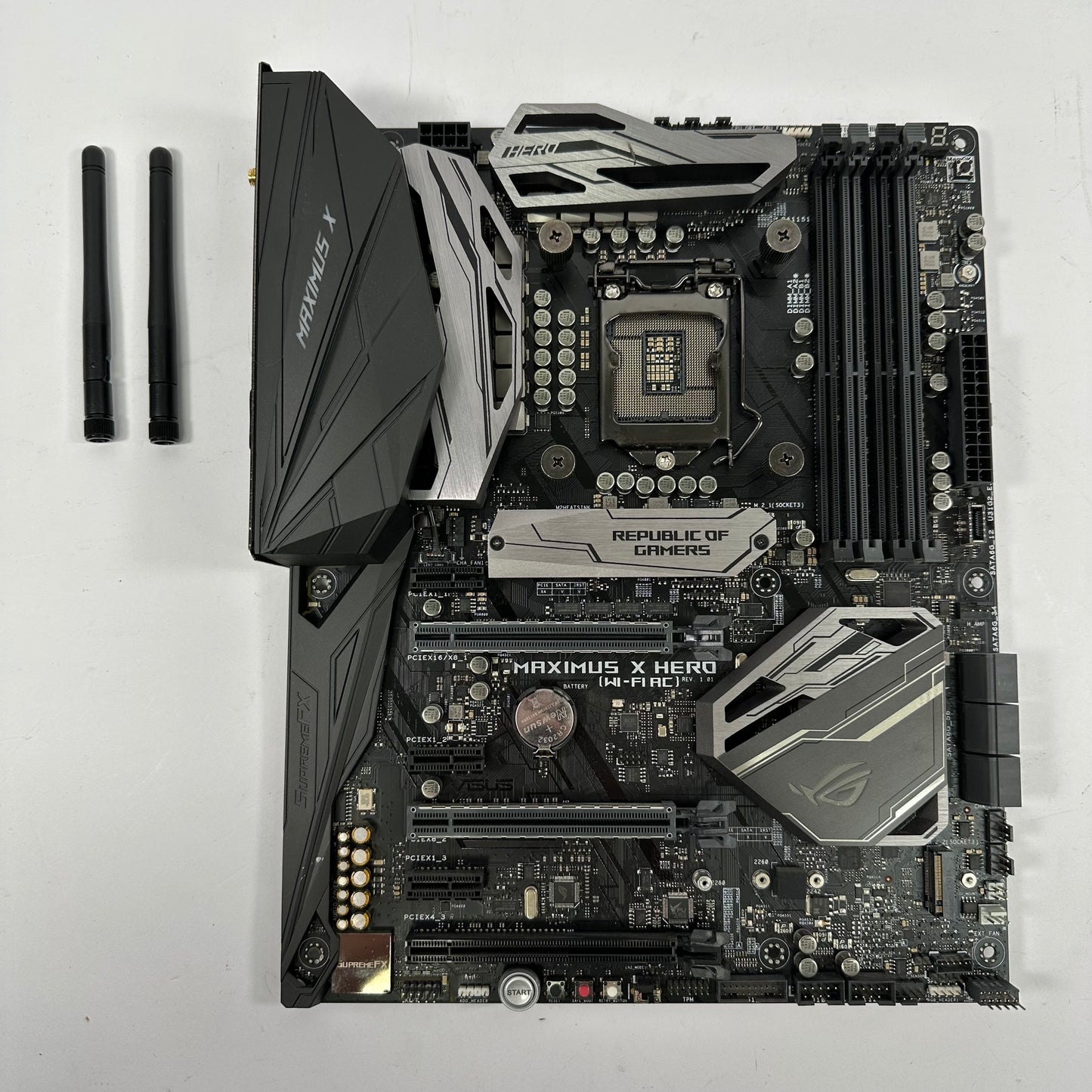 Asus ROG MAXIMUS X HERO WI-FI AC LGA 1151 ATX Intel DDR4 Motherboard