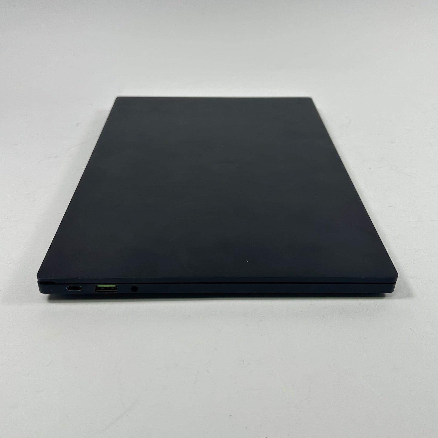 Razer Blade Stealth 13 RZ09-0310 13.3" i7-1065G7 16GB RAM 2TB SSD GTX 1650