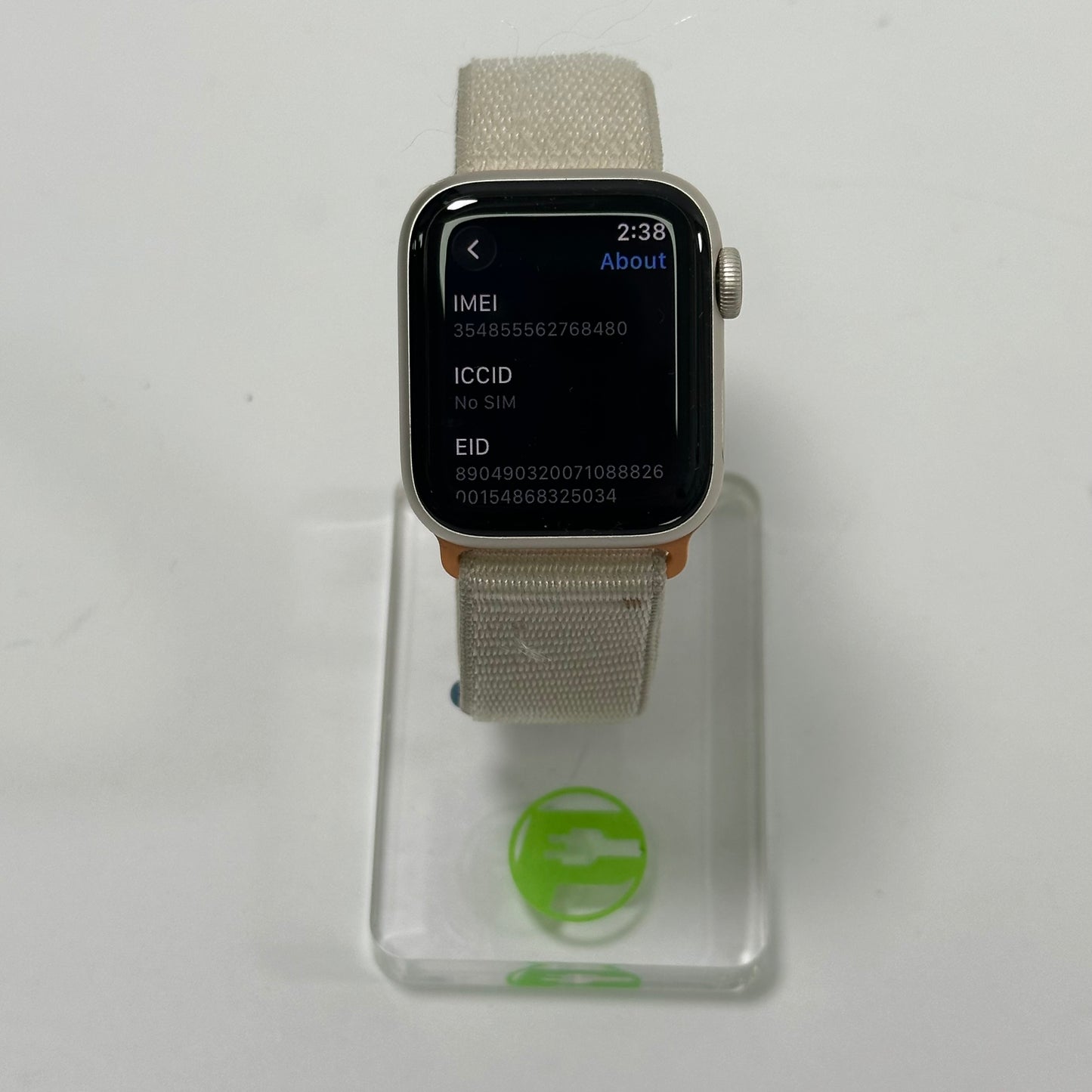 Unlocked Apple Watch SE 2nd Gen 40MM Starlight Aluminum MRG33LL/A