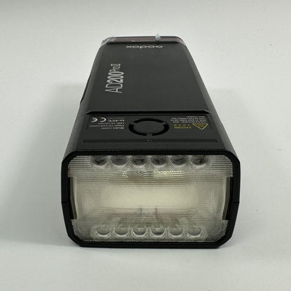 Godox AD200 PRO II TTL Pocket Flash Kit