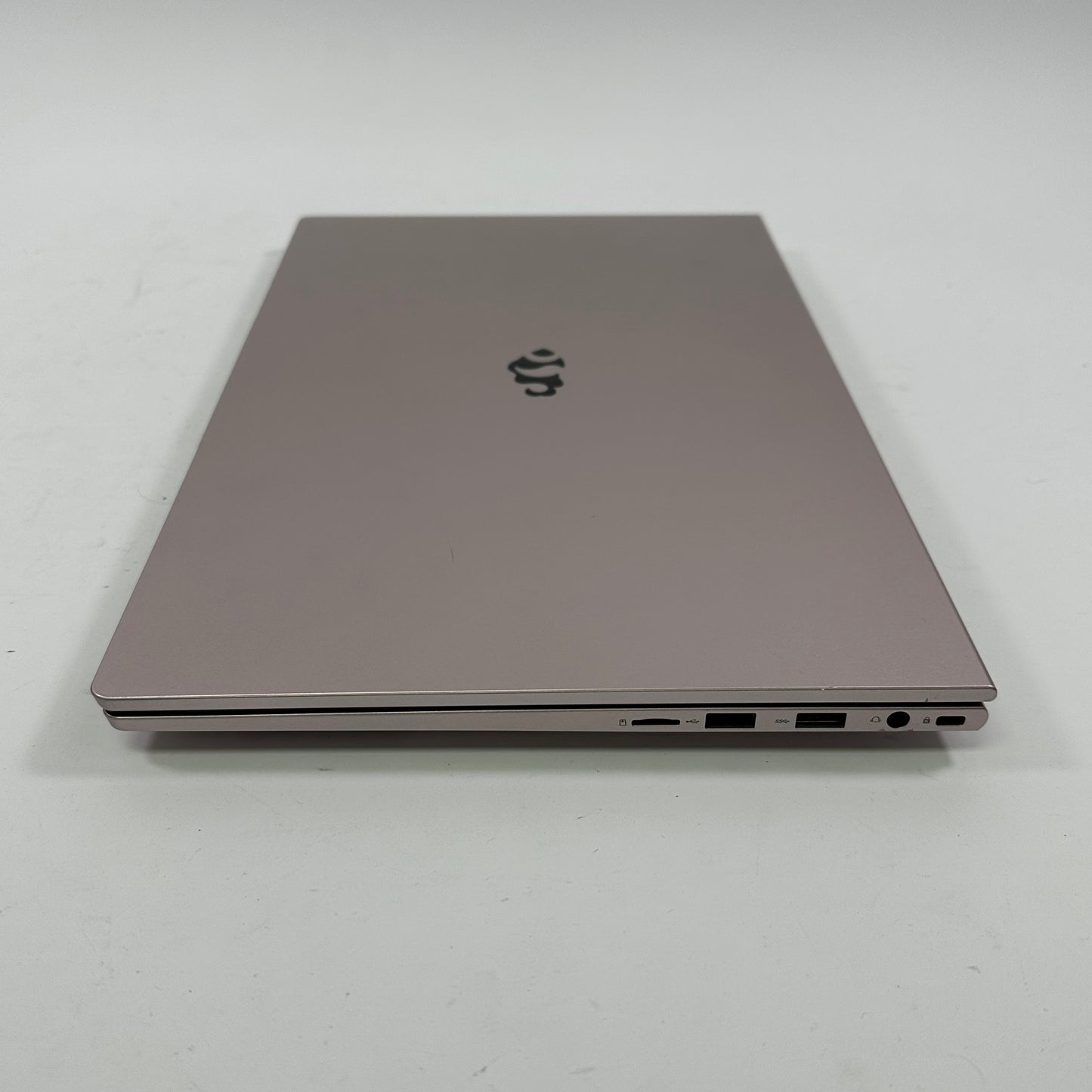 Nimo N152 15.6" Ryzen 5 3500U 2.1GHz 16GB RAM 256GB SSD