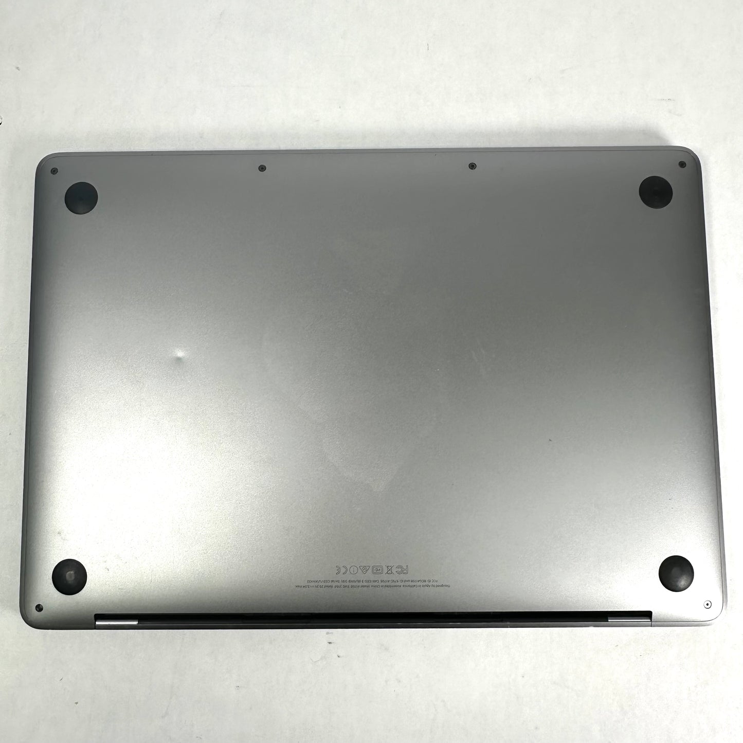 2017 Apple MacBook Pro 13.3" i5 2.3GHz 8GB RAM 128GB SSD Space Gray A1708