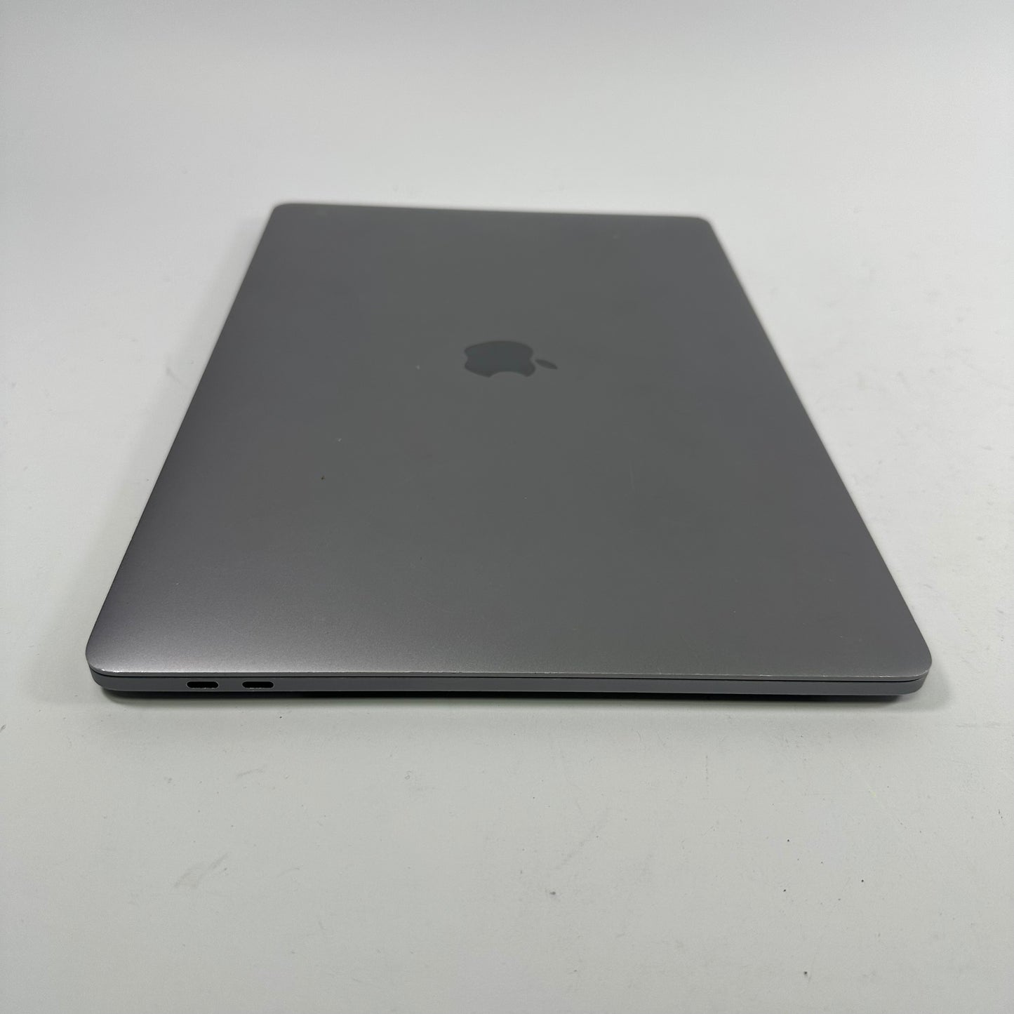 2016 Apple MacBook Pro 15" i7 2.7GHz 16GB RAM 512GB SSD Space Gray A1707