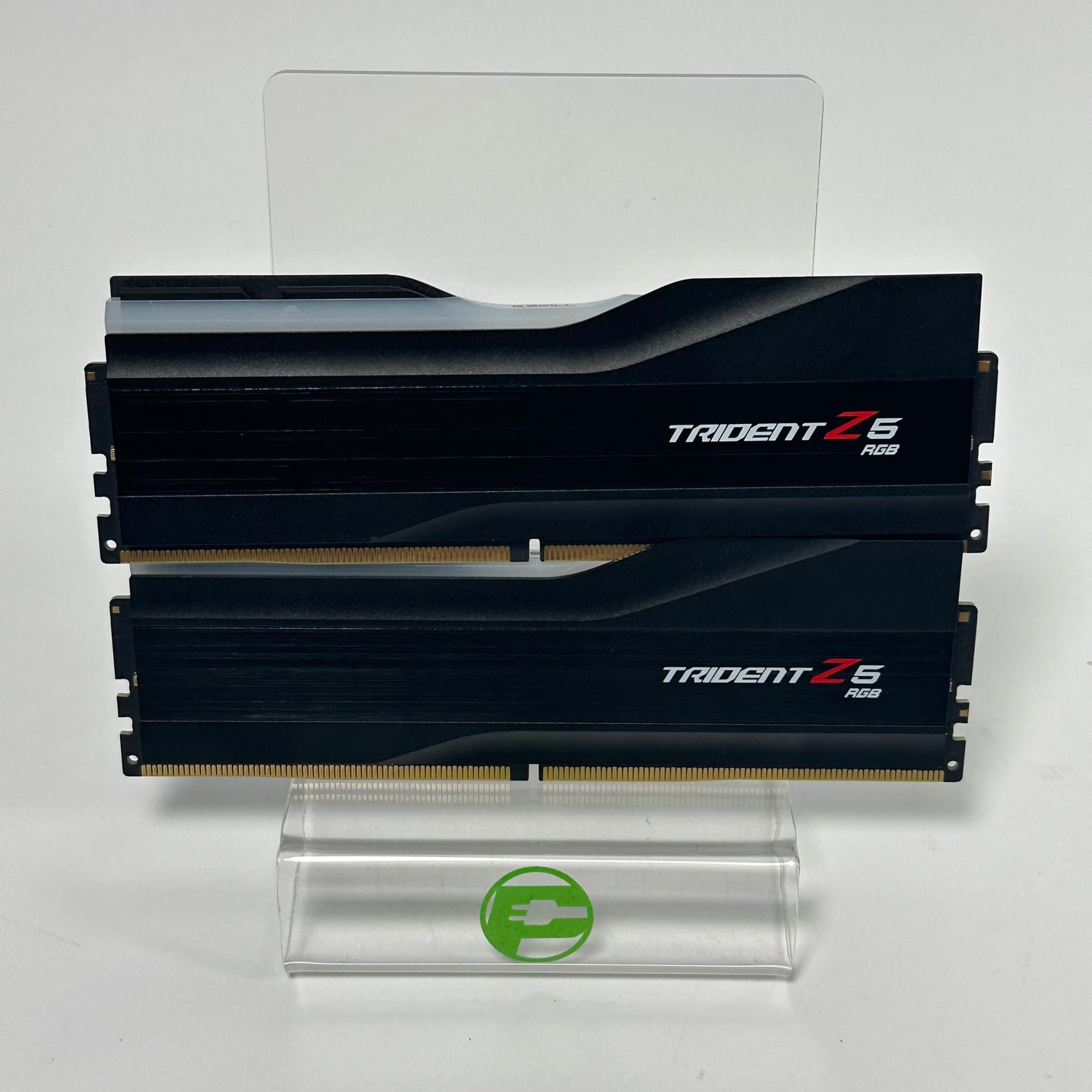 G.Skill Trident Z RGB 64GB (2x32GB) RAM DDR5 6000MHz F5-6000J328G32GX2-TZ5RK