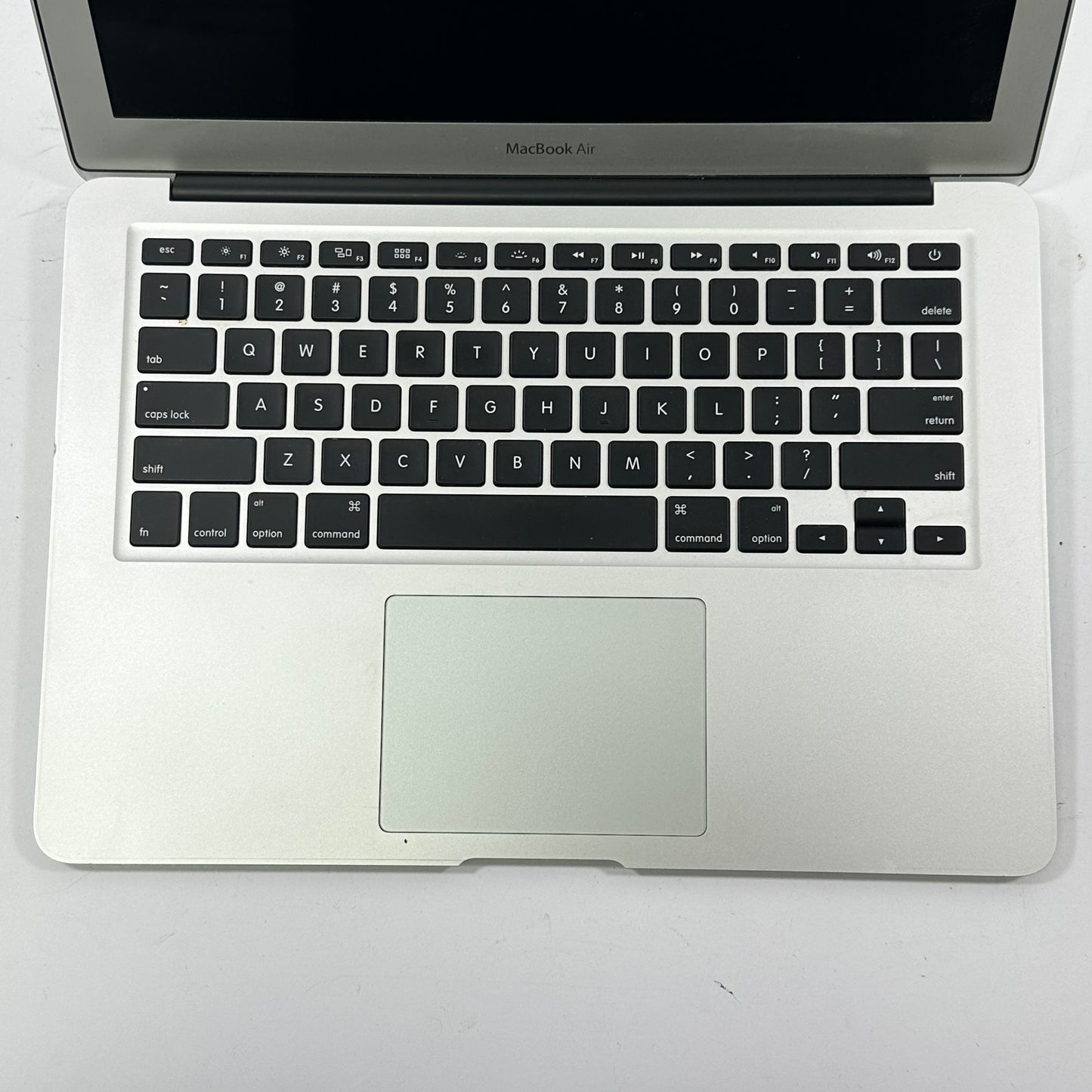 2017 Apple MacBook Air 13.3" i5 1.8GHz 8GB RAM 128GB SSD Silver A1466