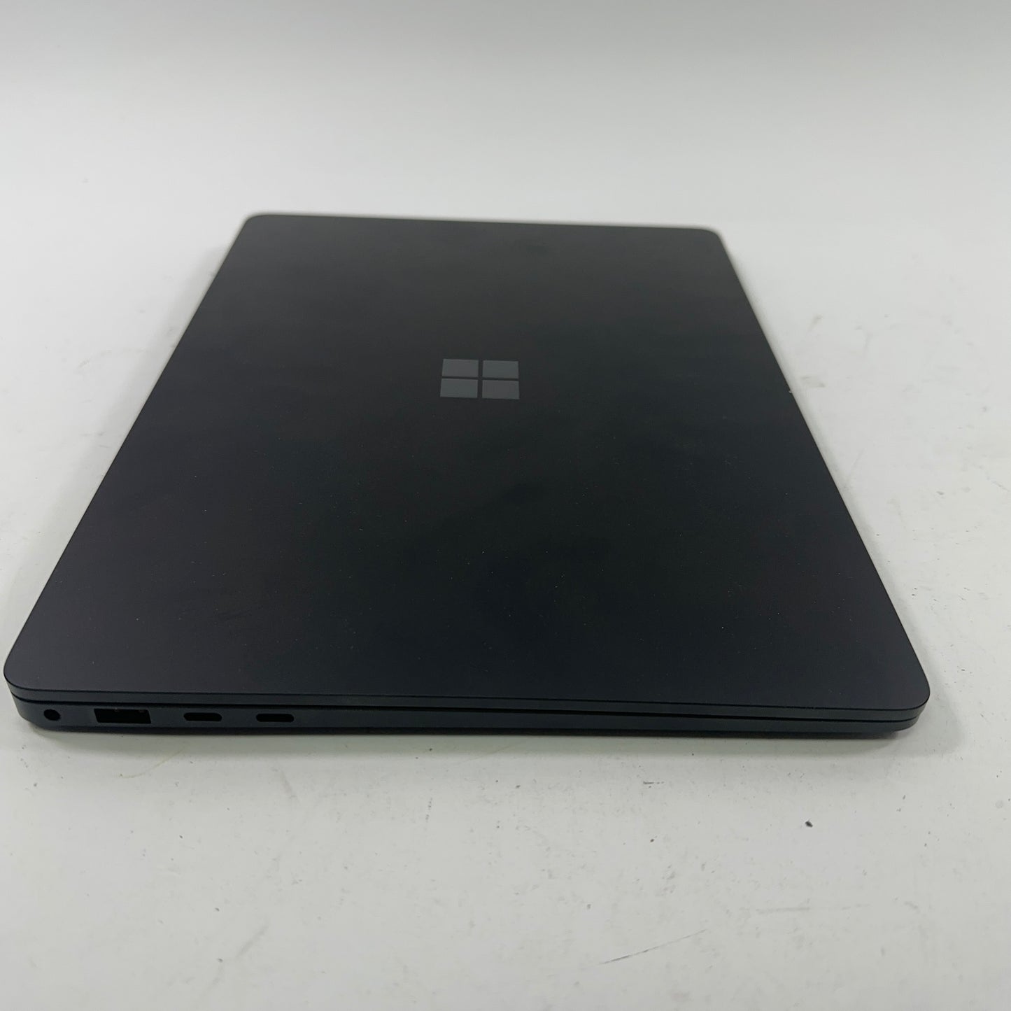 Microsoft Surface Laptop 7 2107 13.8" Ultra 7 2.2GHz 16GB RAM 256GB SSD Read