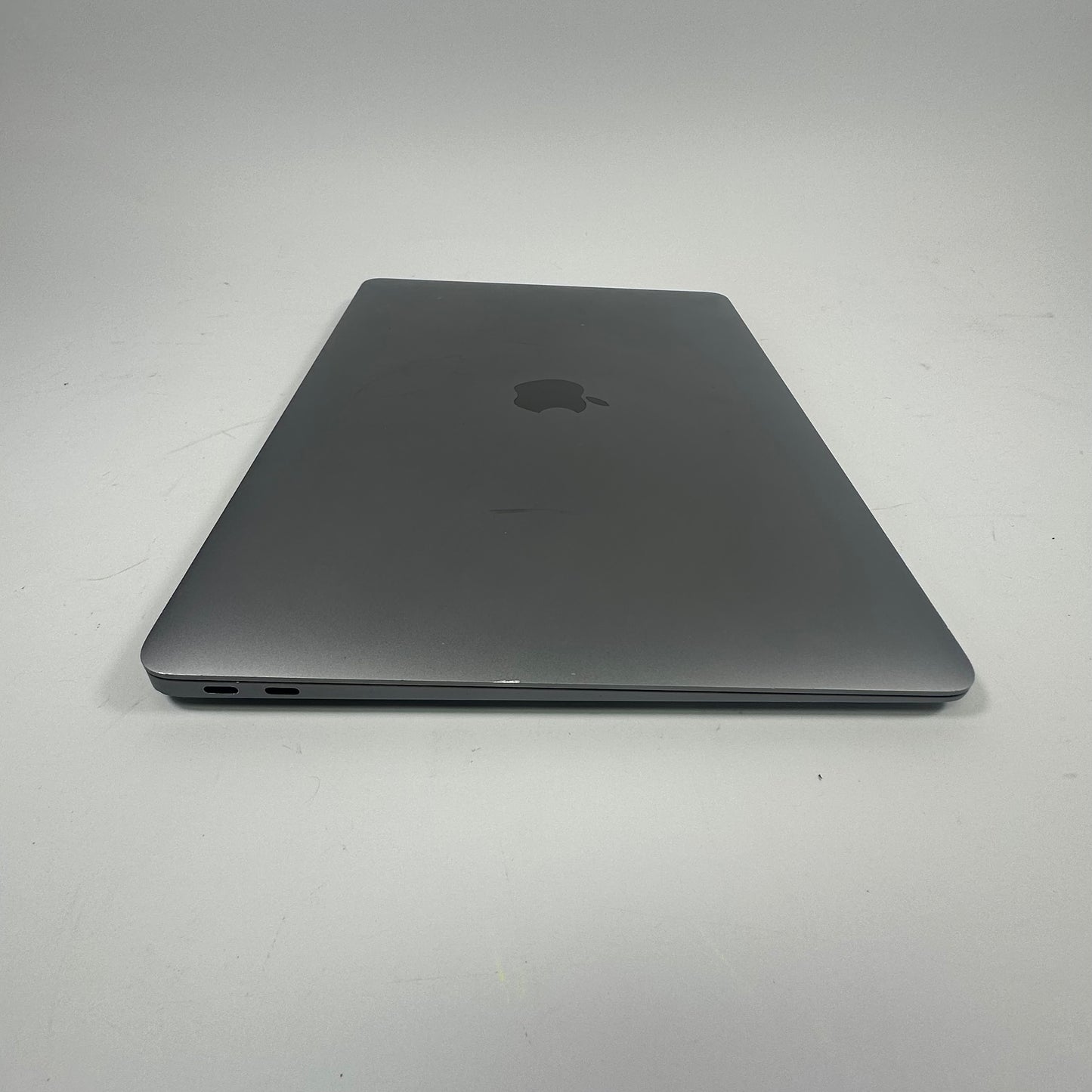 2019 Apple MacBook Air 13.3" i5 1.6GHz 8GB RAM 128GB SSD Space Gray A1932