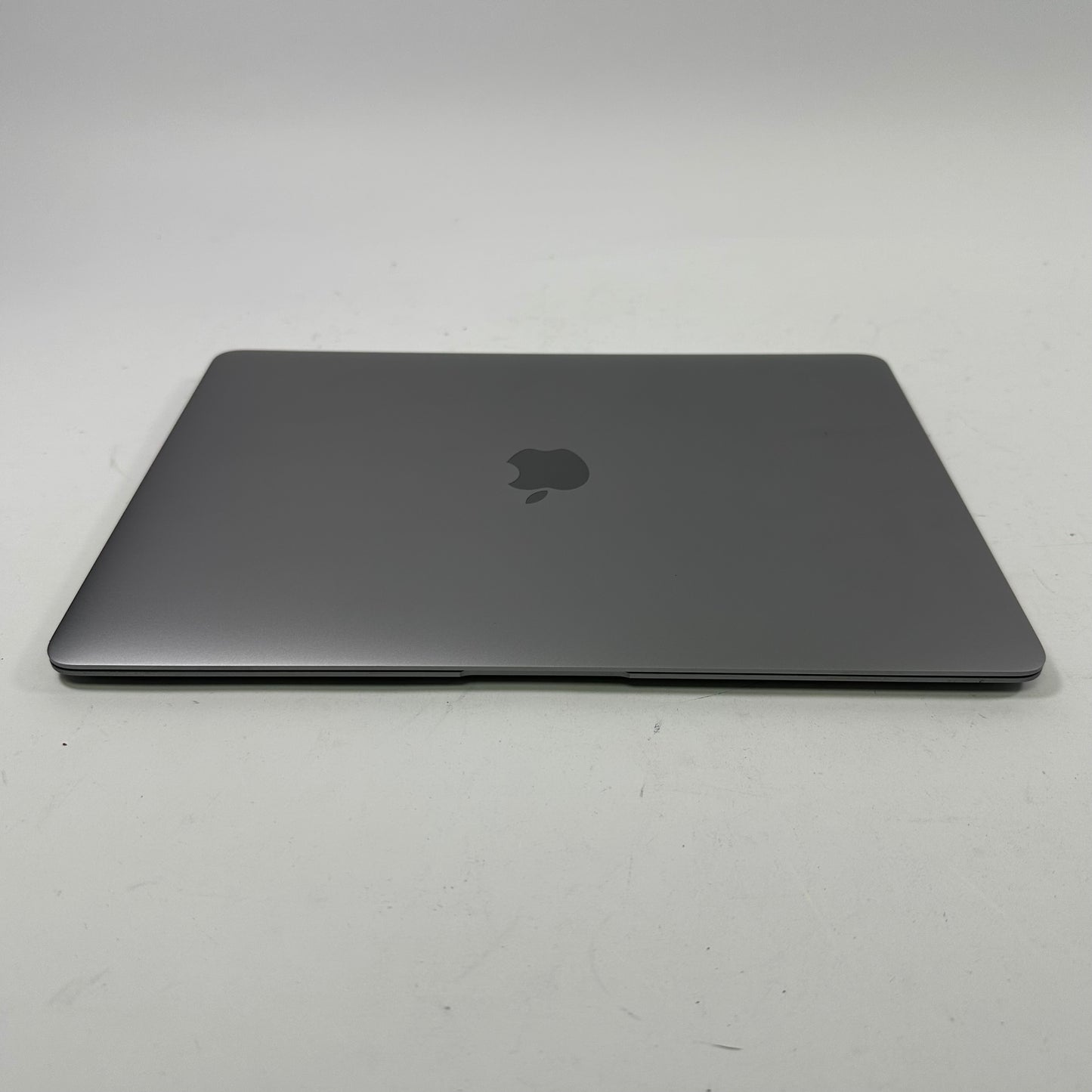 2019 Apple MacBook Air 13.3" i5 1.6GHz 8GB RAM 128GB SSD Space Gray A1932