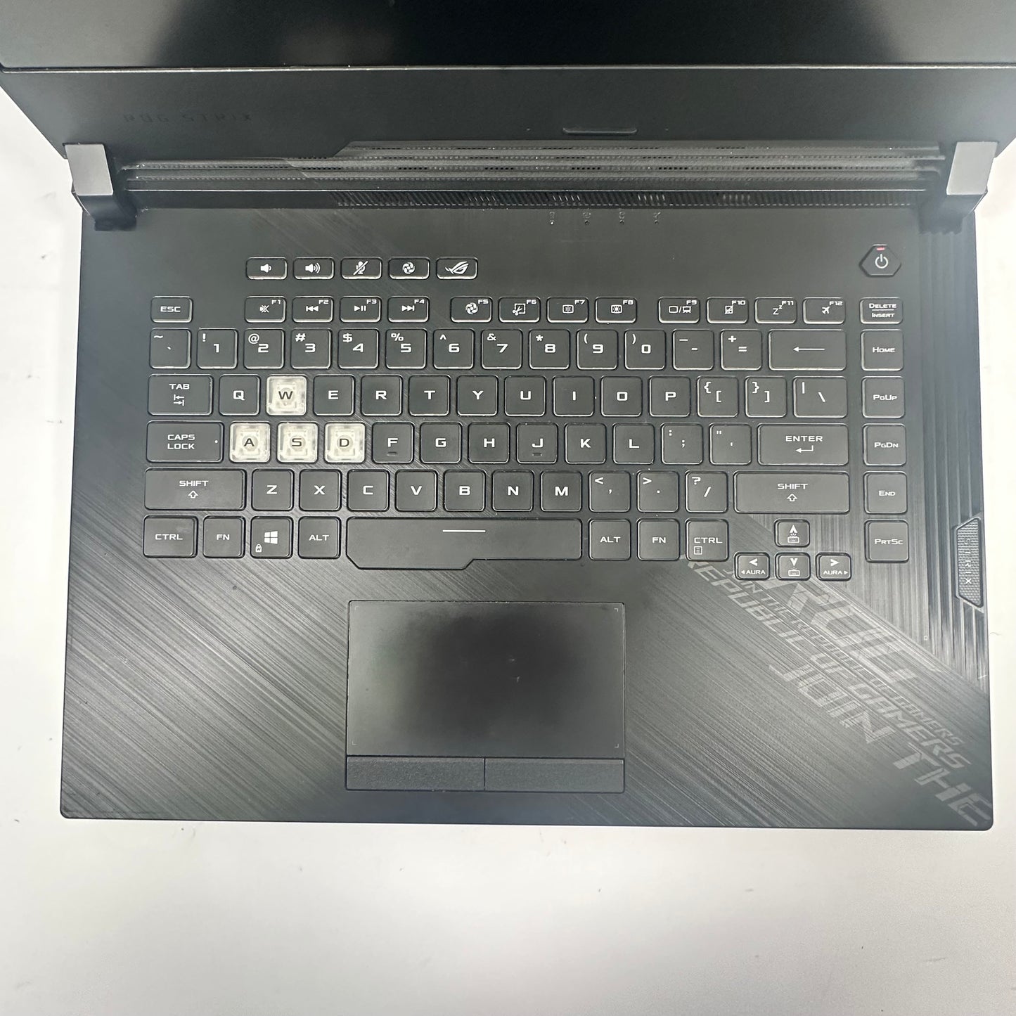 Asus ROG Strix G512L 15.6" i7-10870H 2.2GHz 16GB RAM 512GB SSD GeForce RTX 2060