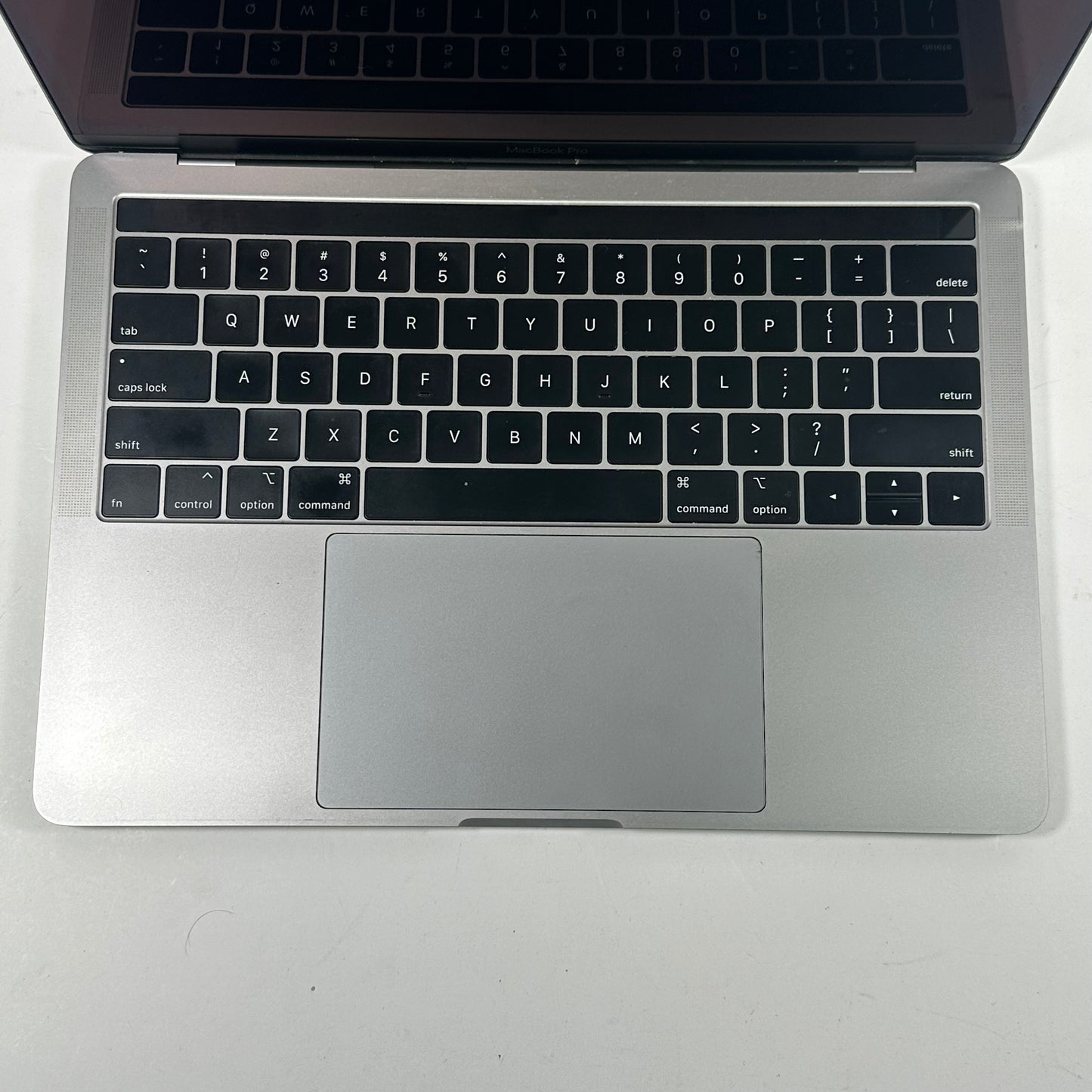 2019 Apple MacBook Pro 13.3" i5 1.4GHz 8GB RAM 128GB SSD Silver A2159