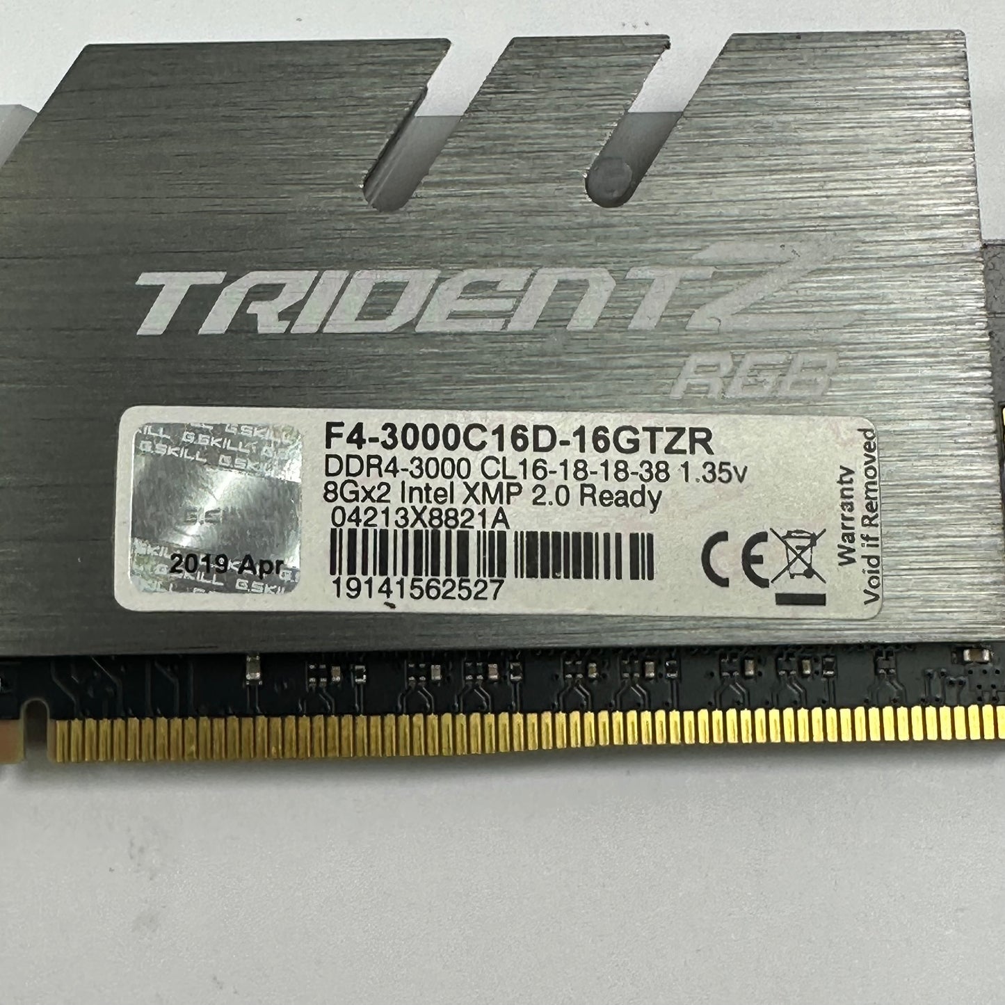 G.Skill Trident Z RGB 16GB (2x8GB) RAM DDR4 3000MHz F4-3000C16D-16GTZR