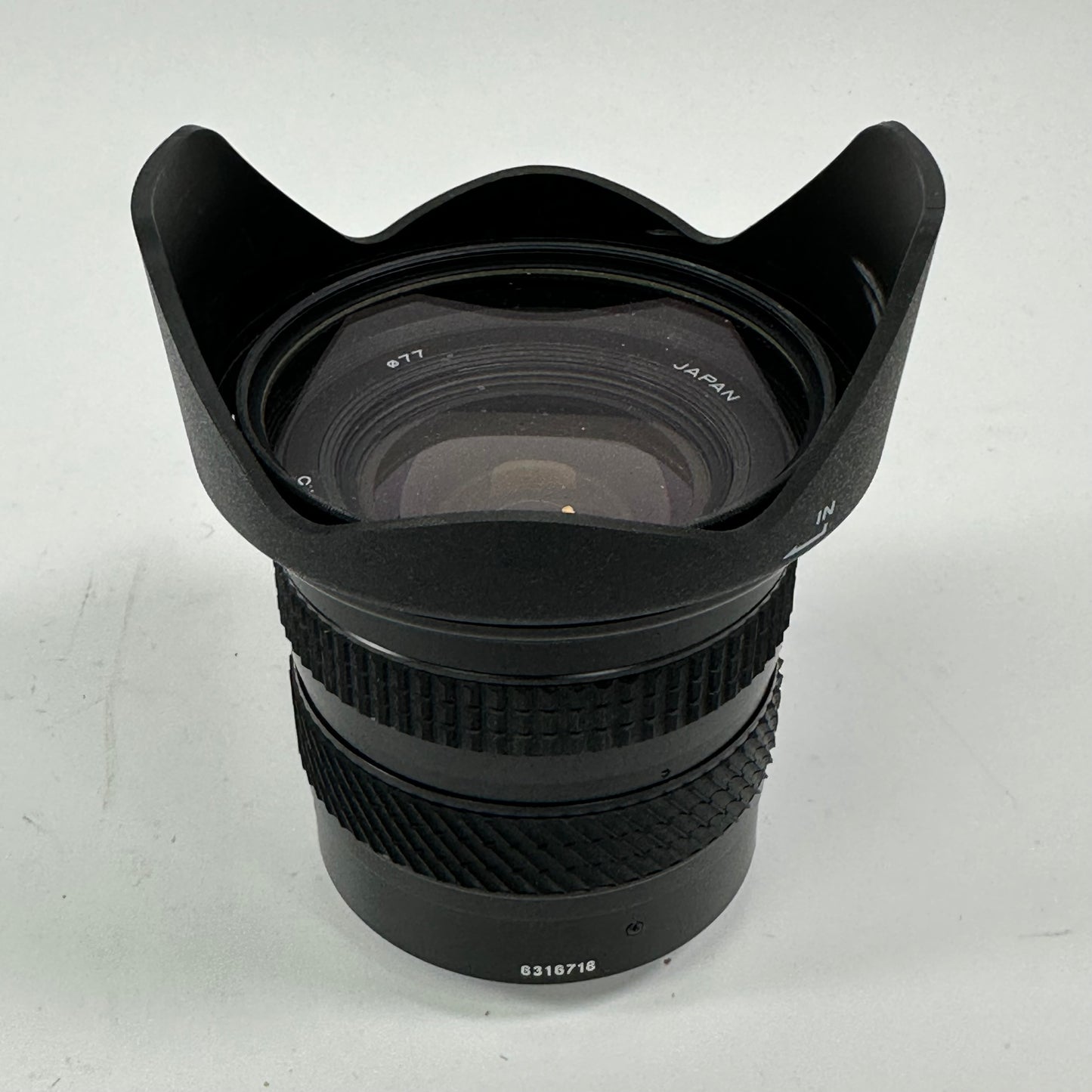 Quantaray AF 19-35mm f/3.5-4.5 EF For Canon EF Mount Auto Lens