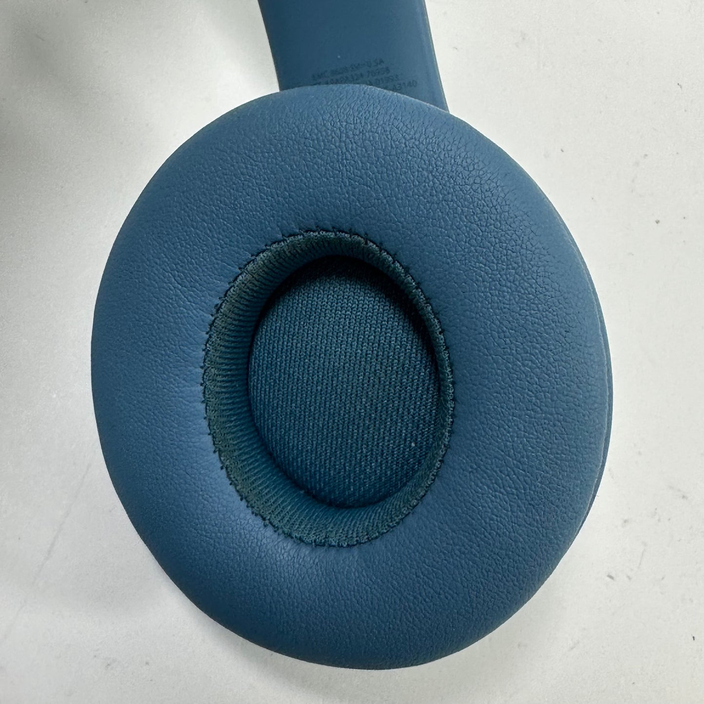 Beats Solo4  Wireless On-Ear Bluetooth Headphones Slate Blue MUW43LL/A