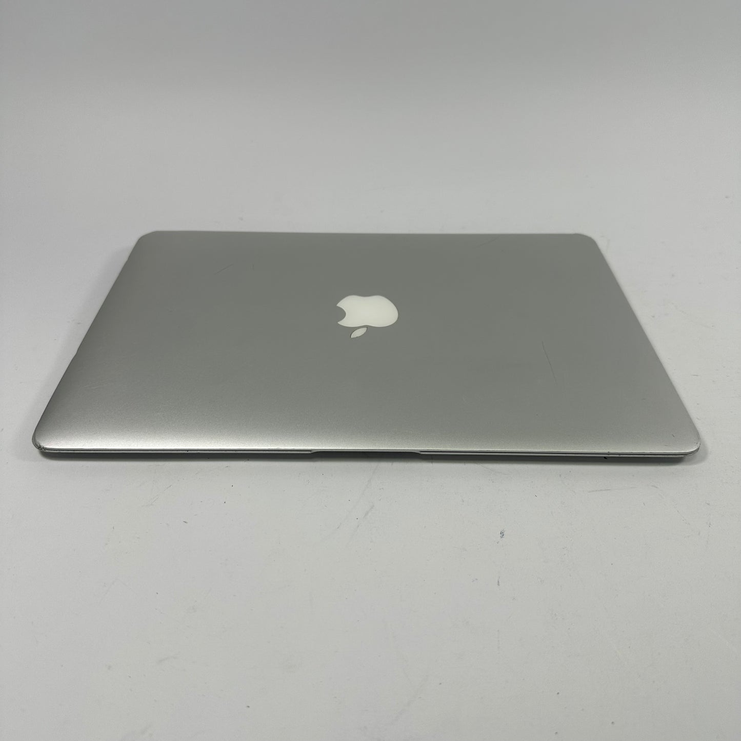 2015 Apple MacBook Air 13.3" i5 1.6GHz 4GB RAM 128GB SSD Silver A1466
