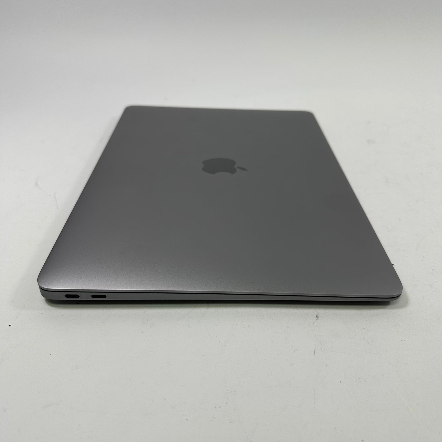 2019 Apple MacBook Air 13.3" i5 1.6GHz 8GB RAM 128GB SSD Space Gray A1932