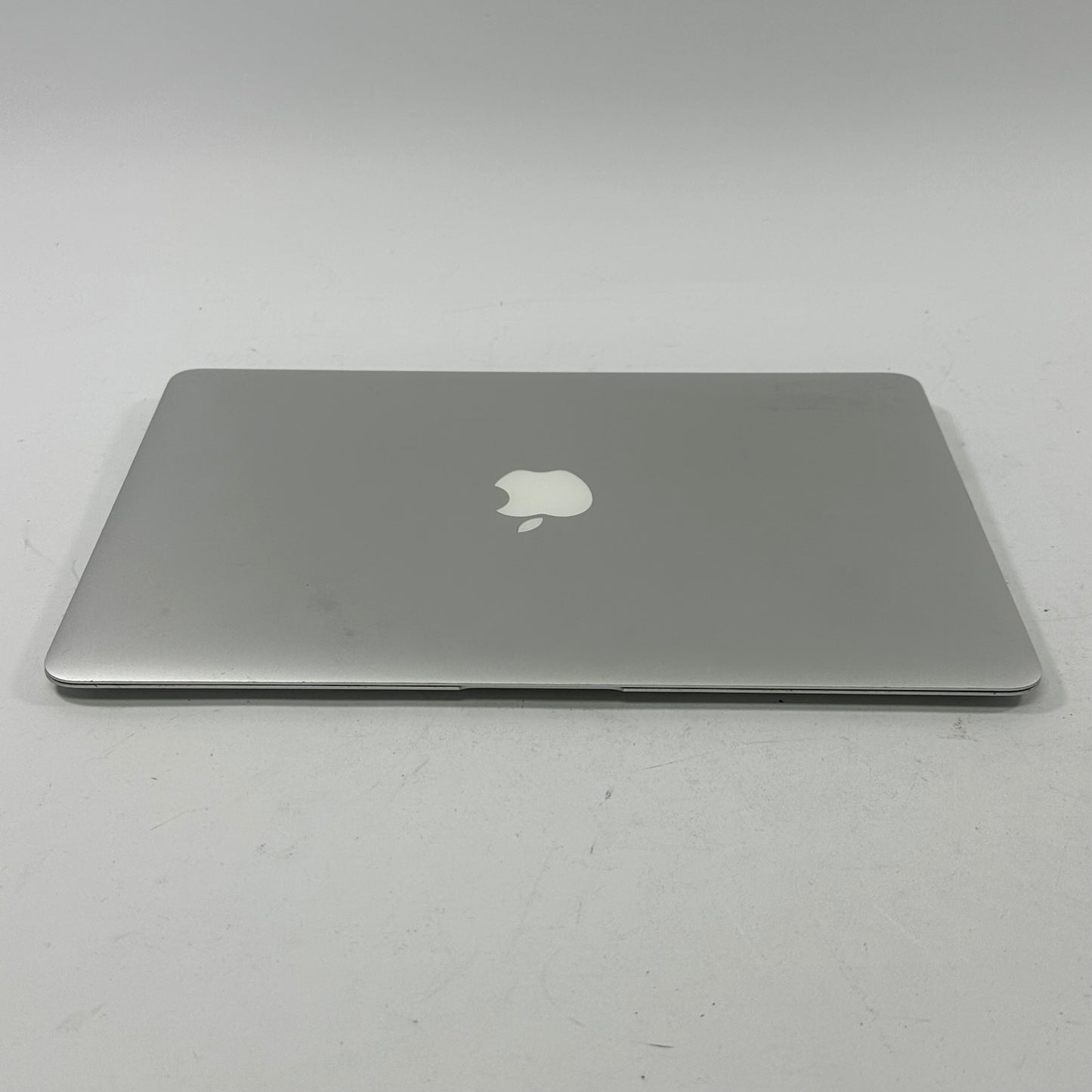 2017 Apple MacBook Air 13.3" i5 1.8GHz 8GB RAM 128GB SSD Silver A1466